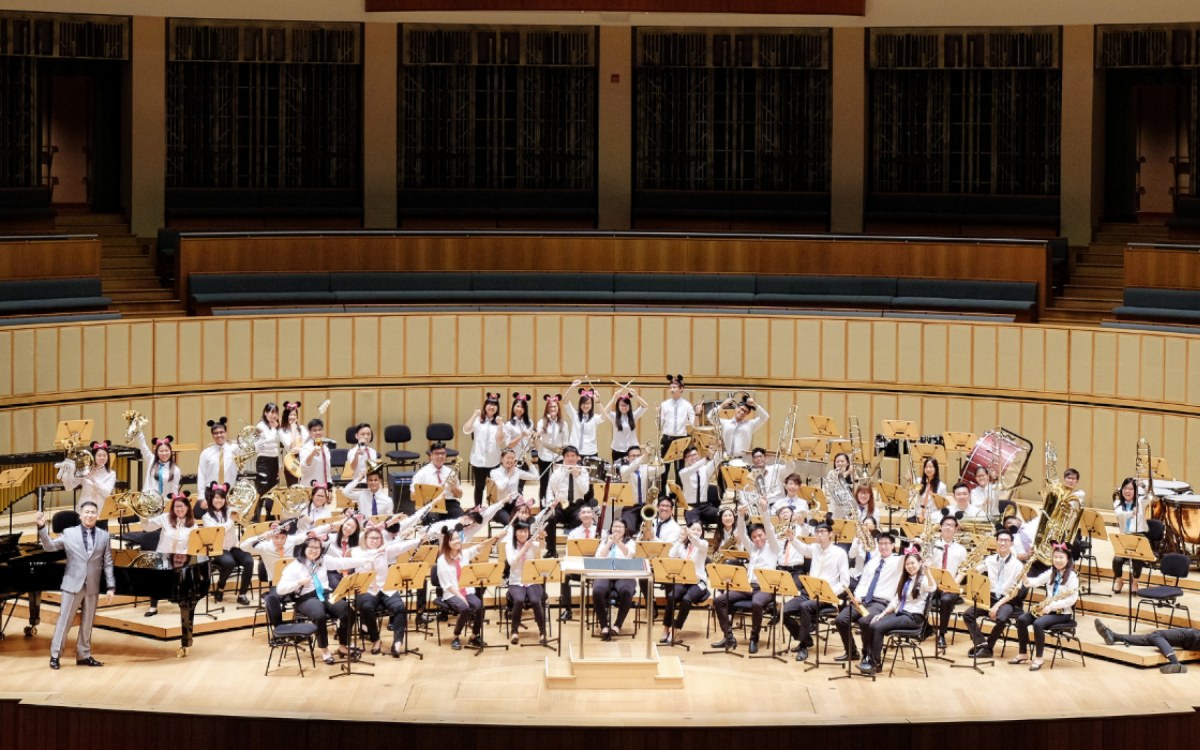 boo-a-halloween-special-01