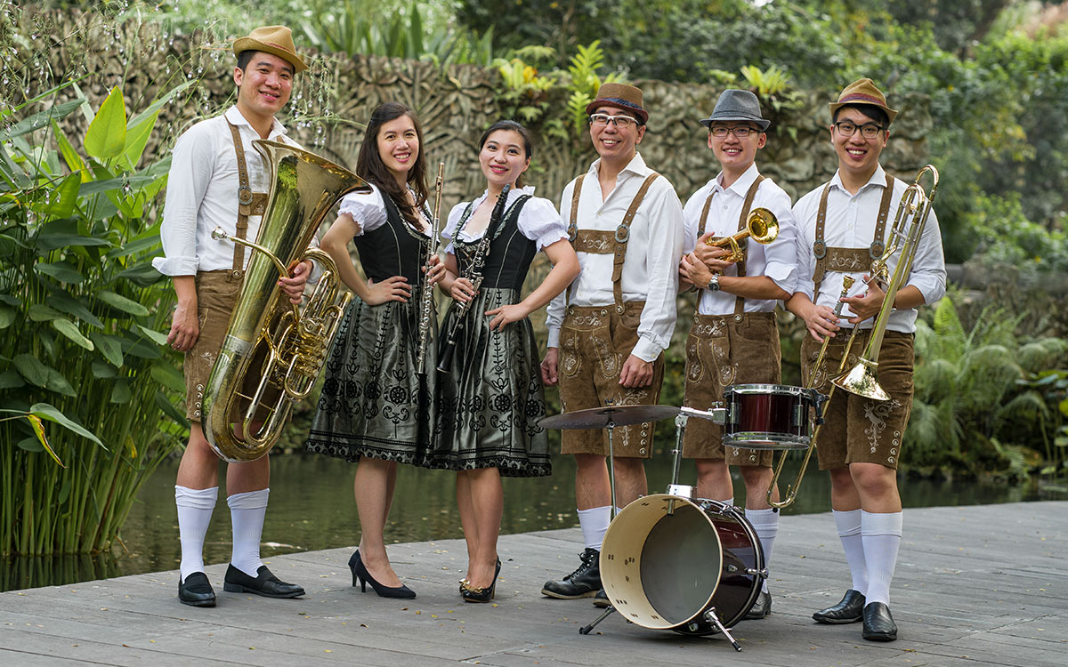 Festive German Traditional Music Concert