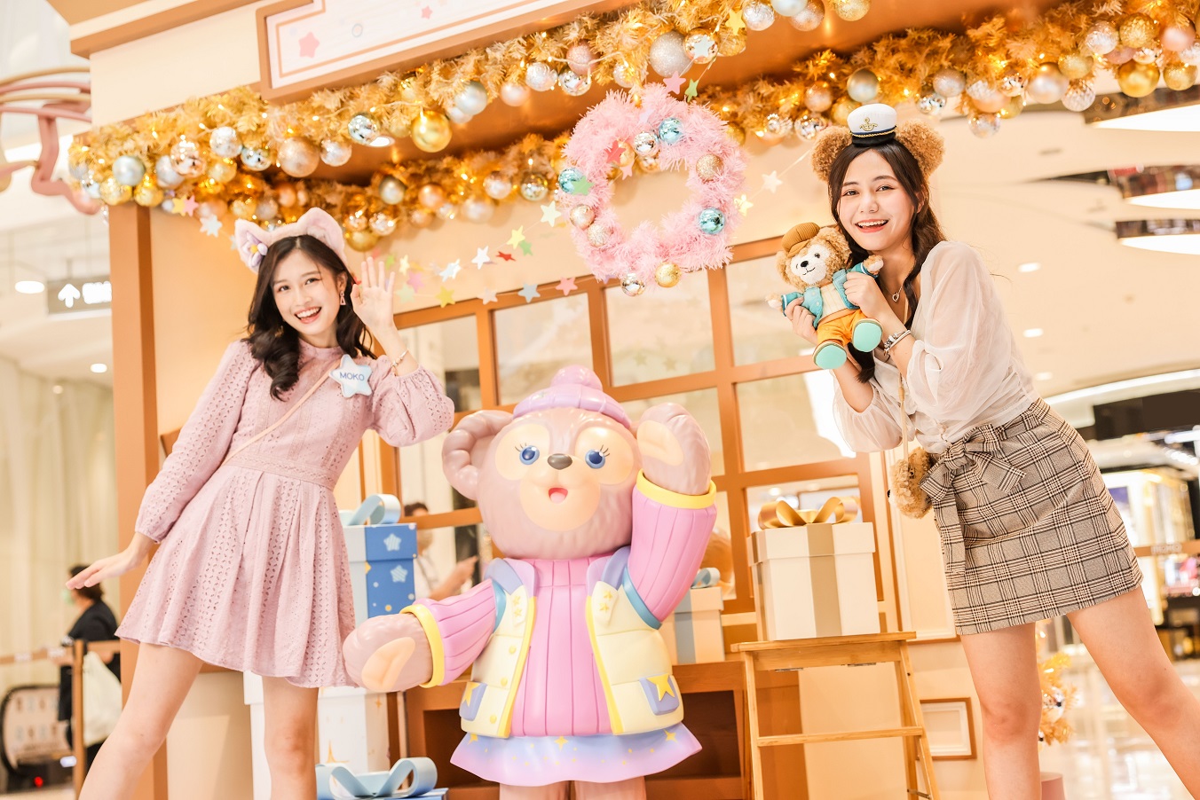 ShellieMay主題小屋以璀璨金色為主調