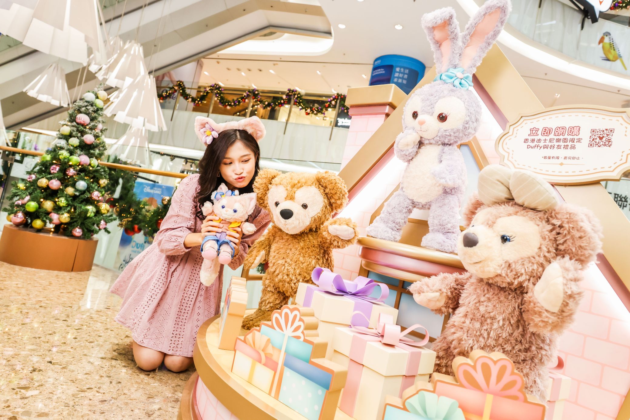 展出最新Ｄuffy與好友冬日系列毛公仔