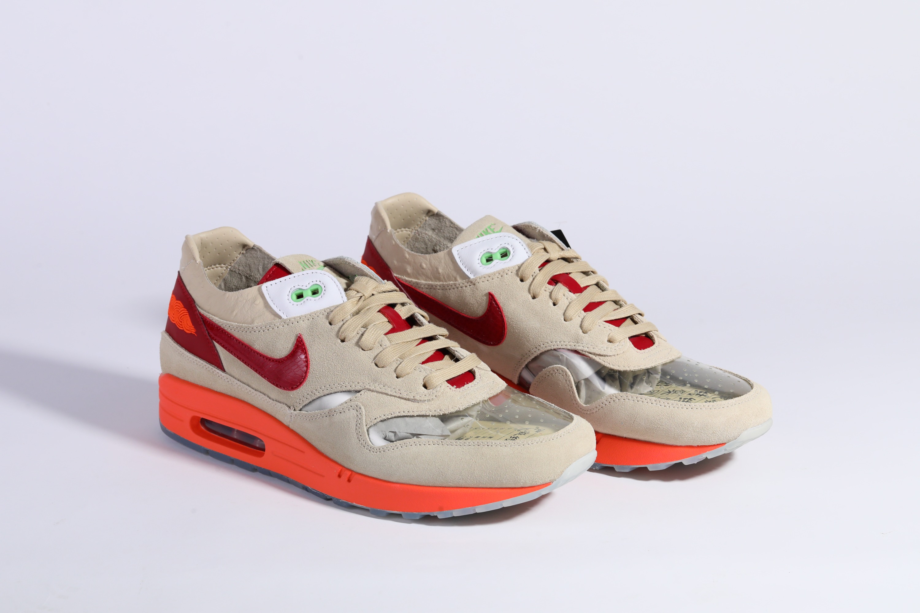 展品:Nike Air Max 1CLOT Kiss of Death 6(联合数位文创提供)