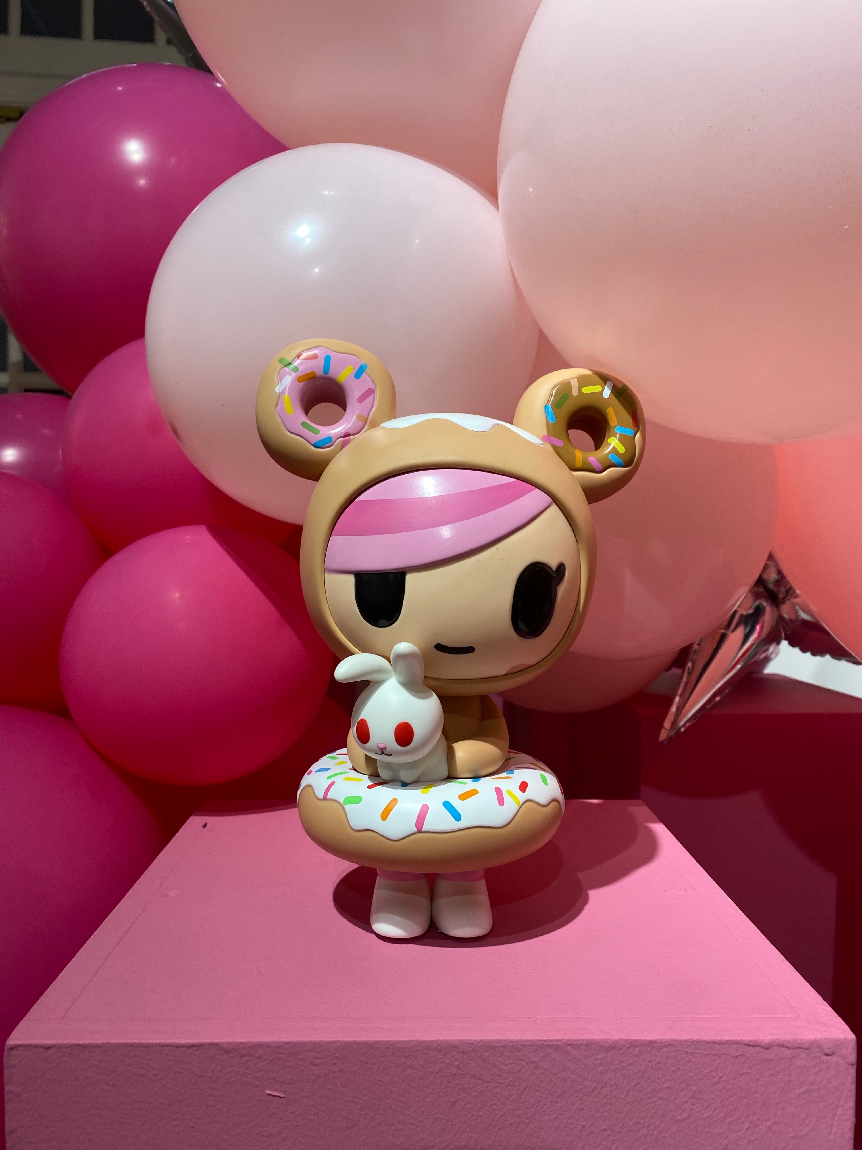 tokidoki, Simone Legno, Artnow,Singapore,Donutella