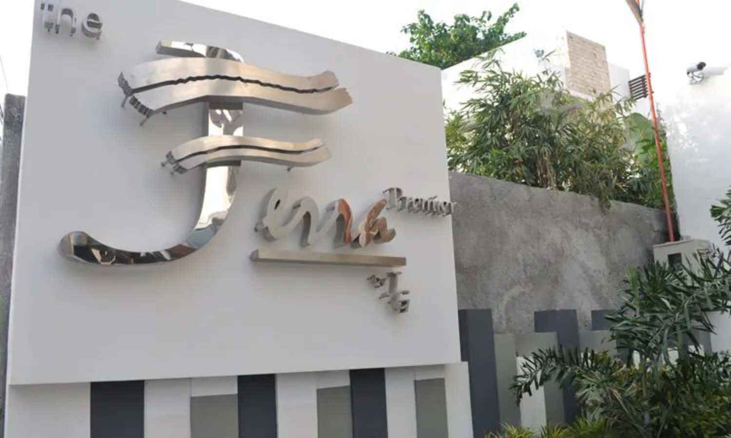 Ferra Hotel and Garden Suites