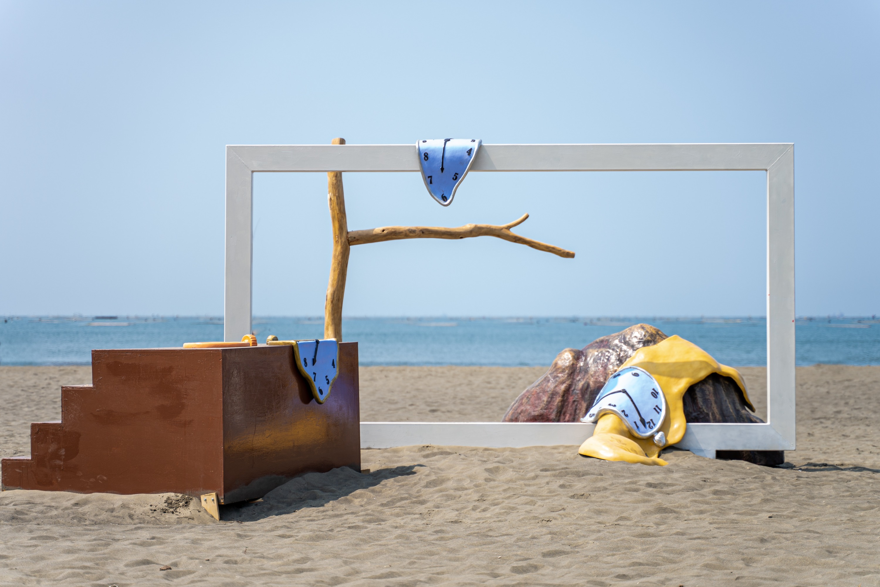 藝術在一座小島_陳浚豪_挪用記憶的永恆The Recurrence of _The Persistence of Memory_-01