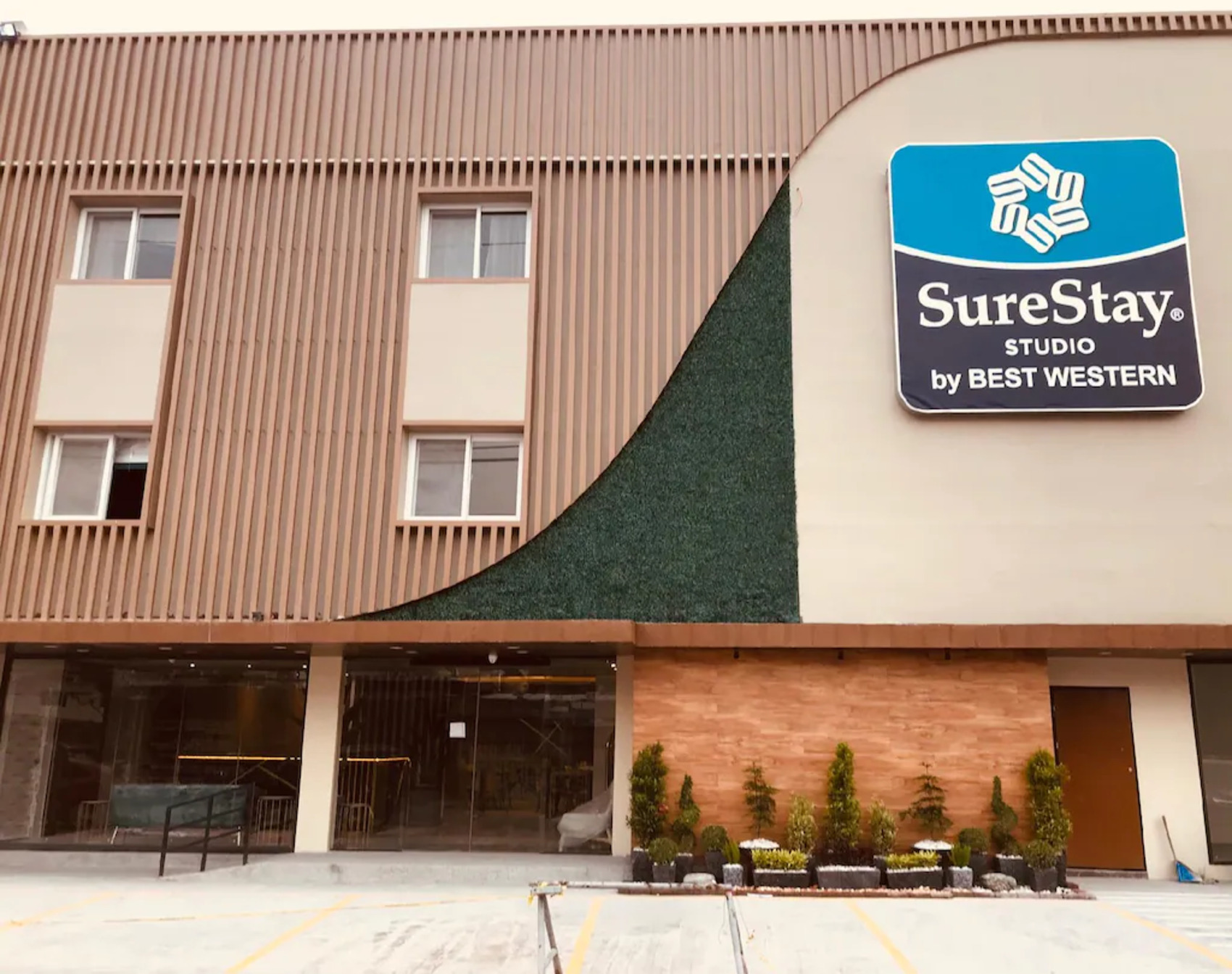 Surestay Studio由貝斯特韋斯特克拉克維爾,安格萊斯城承辦