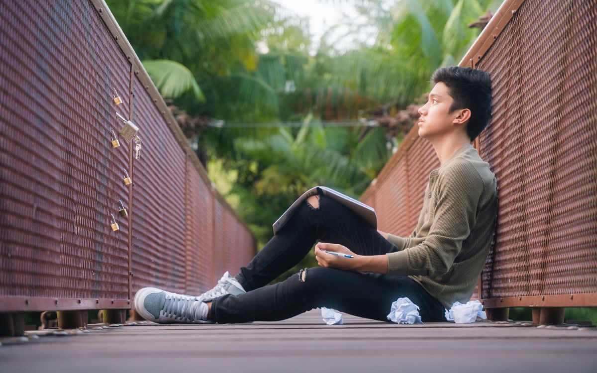 bing-chilling-with-icebox-01