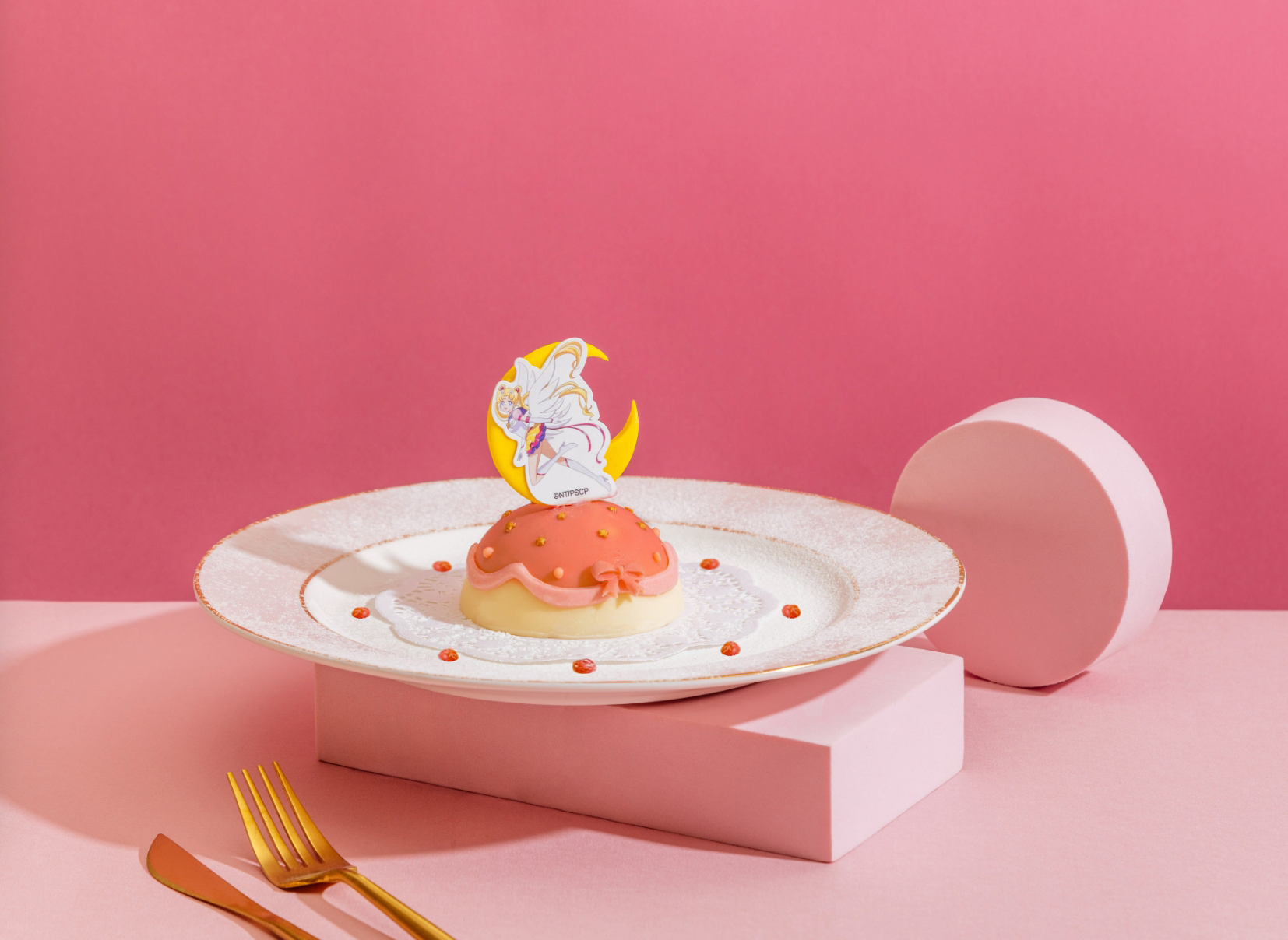 圖1-1永恆水手月亮蝴蝶結造型蛋糕