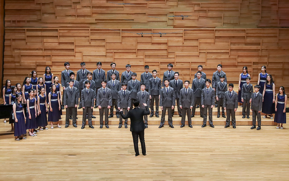 anglican-high-choir-01