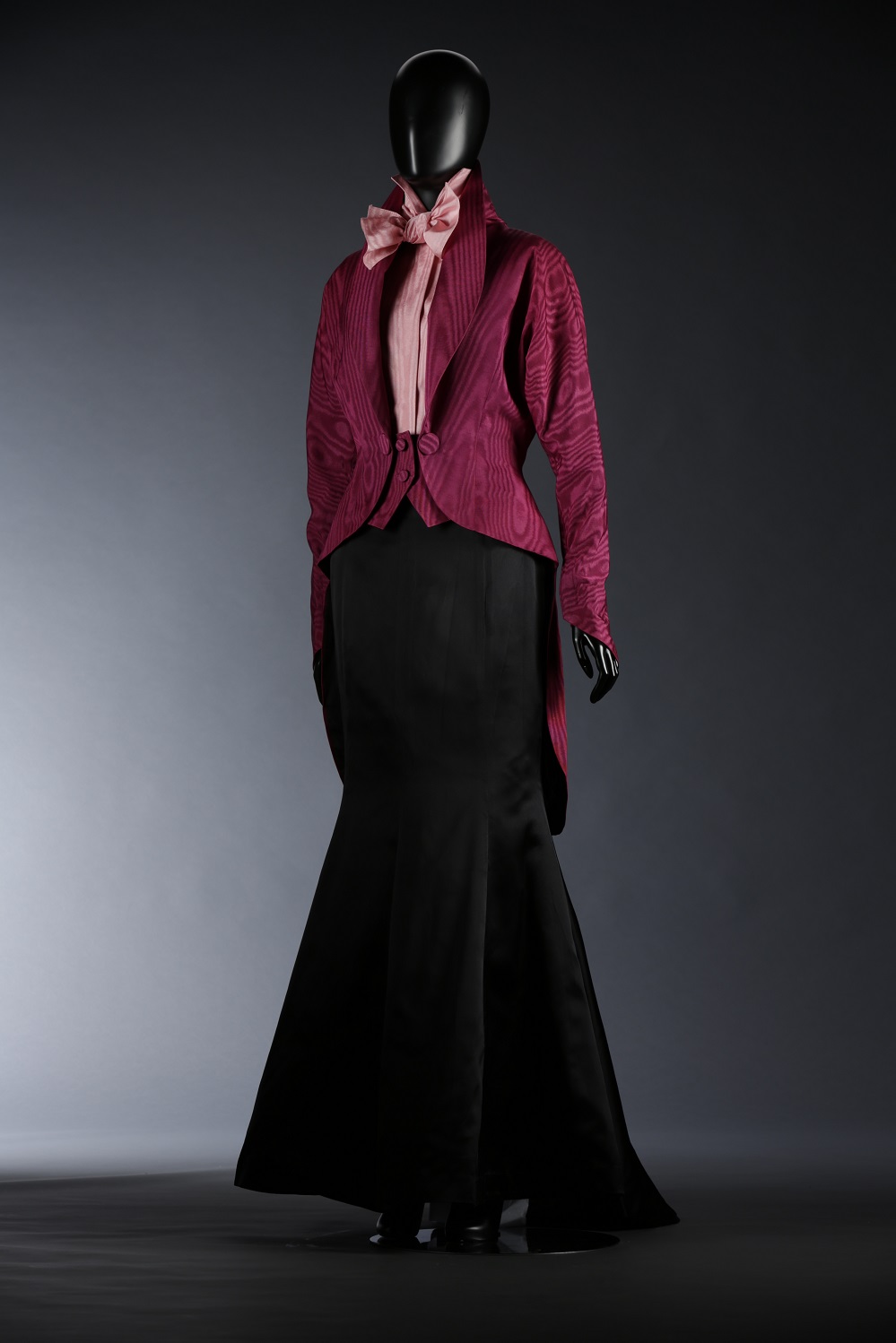 Timeless Diva: Anita Mui - Exhibit 4