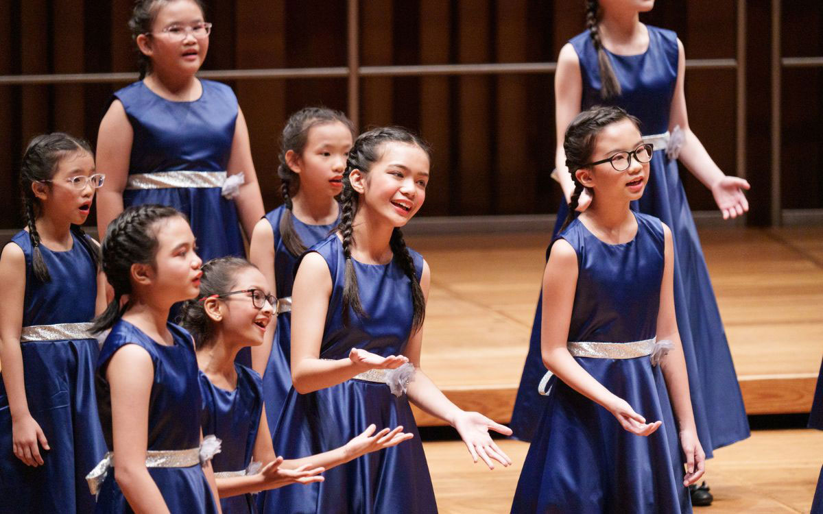 chij-our-lady-queen-of-peace-chorale-01