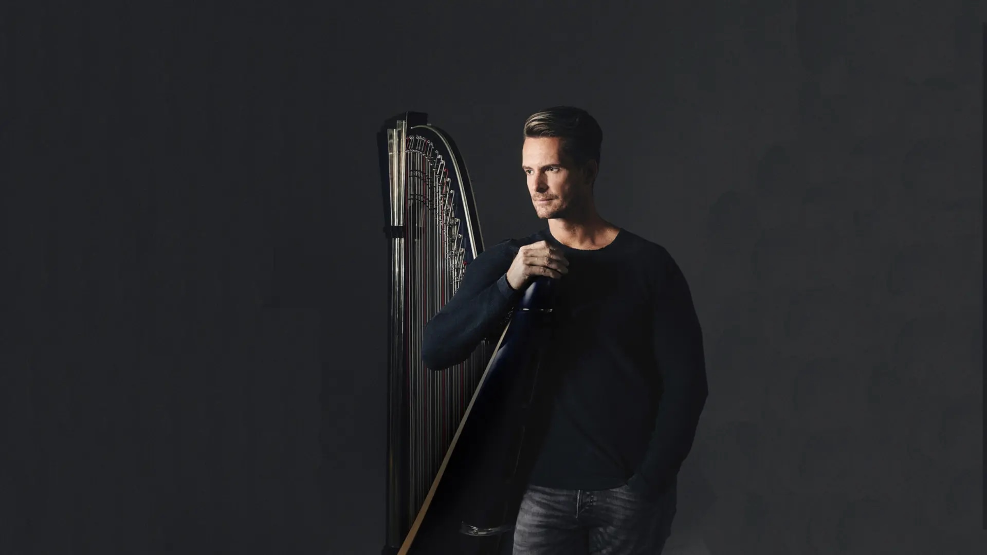 Virtuose de la harp Xavier de Maistre Concert Esplanade