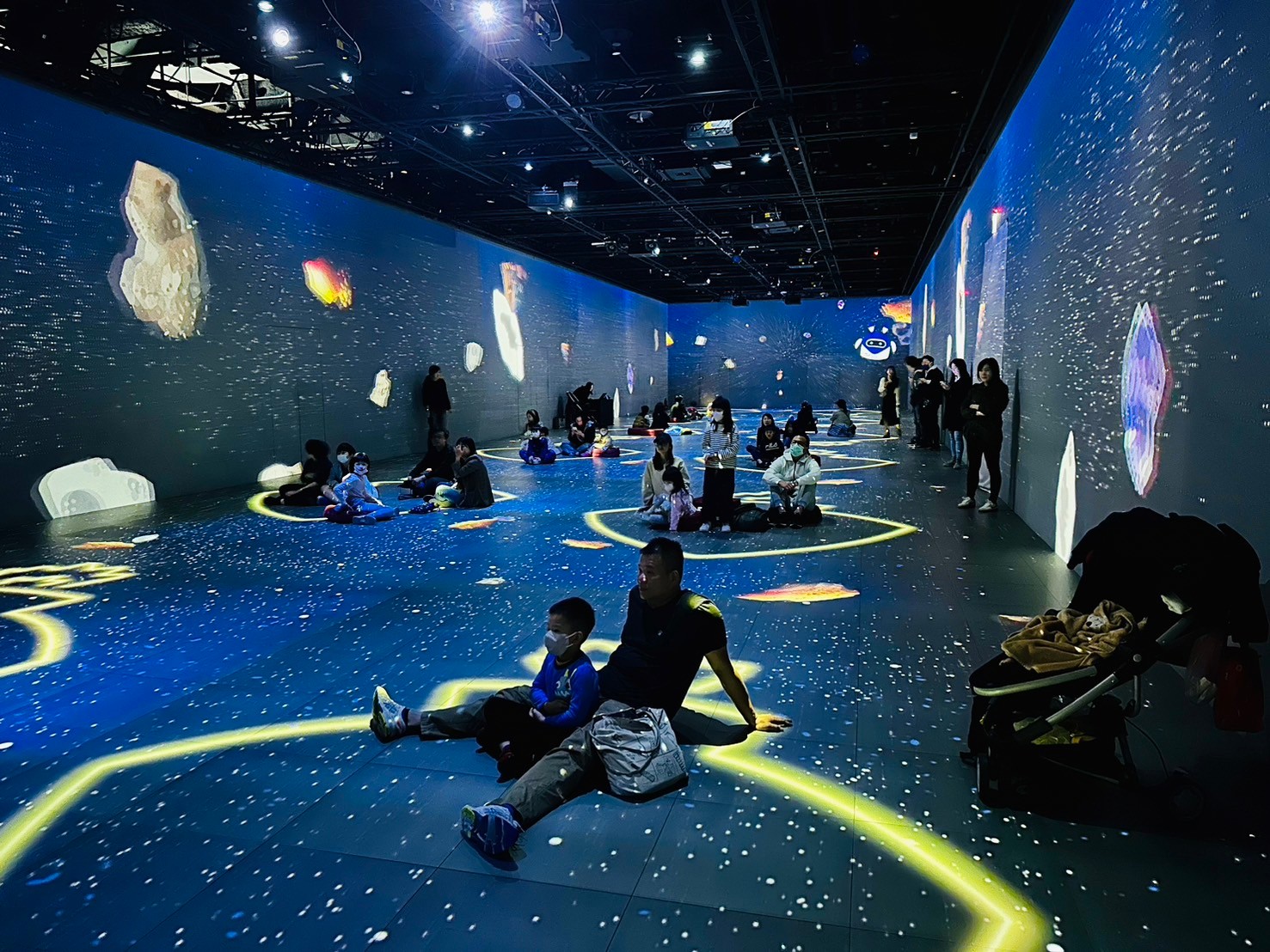 AMBI PLAYGROUND「宇宙の未来～超星間インフィニティ～」 | Klook