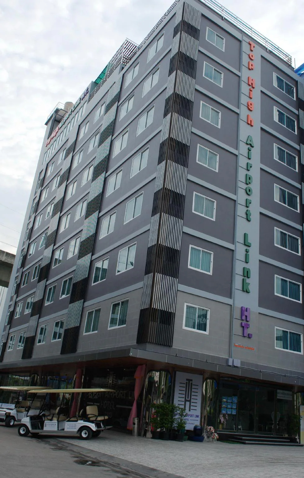 Top High Airport Link Hotel