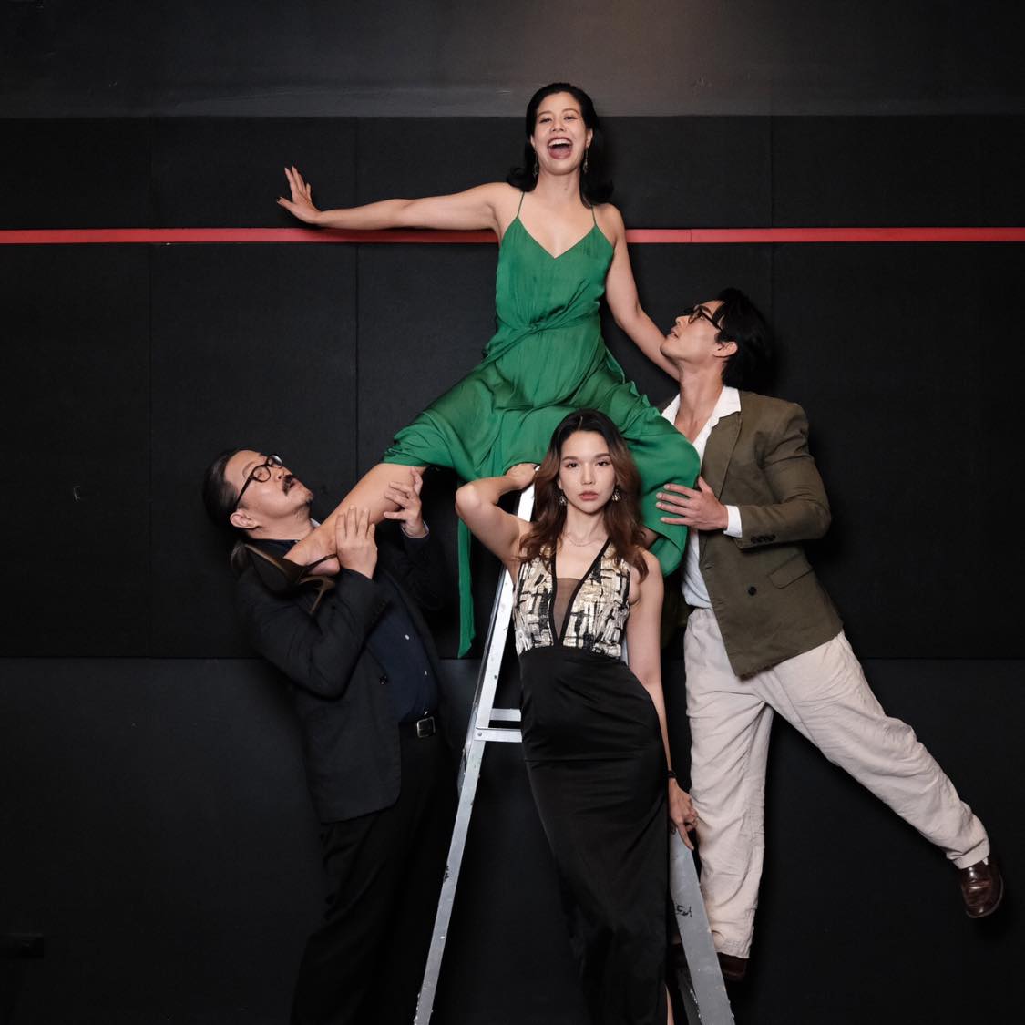 The play chronicles the escapades of a former married couple who abandon their respective new spouses mid-honeymoon to rekindle their own fiery romance.