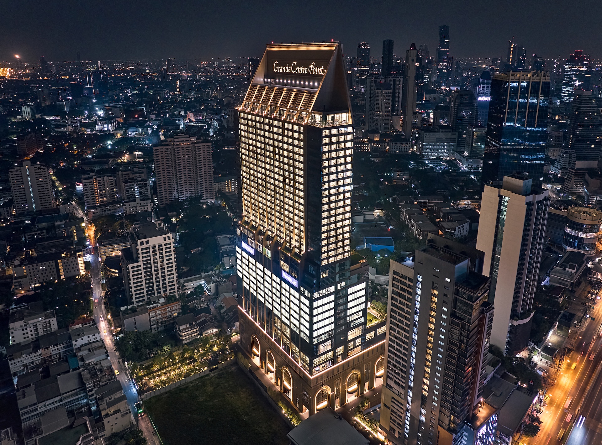 Grande Centre Point Lumphini Bangkok — Property photograph
