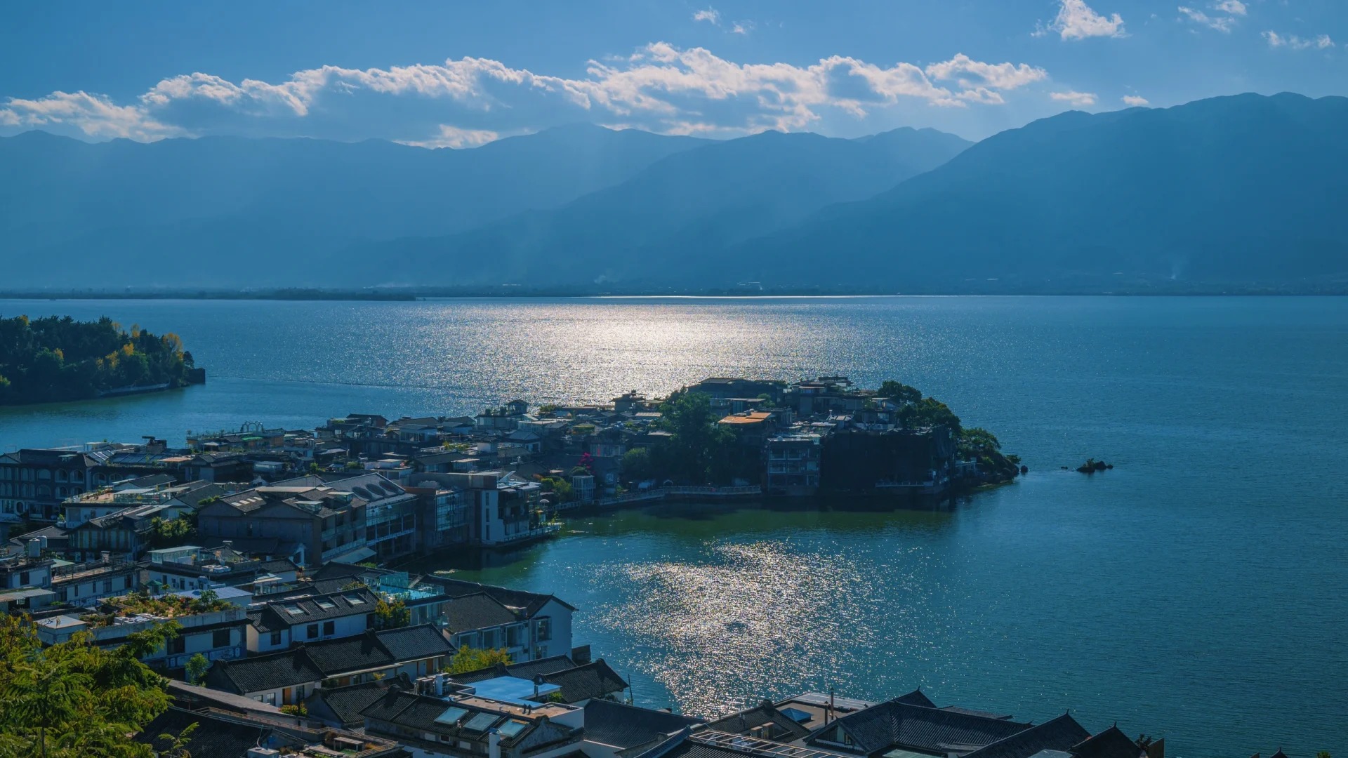 洱海