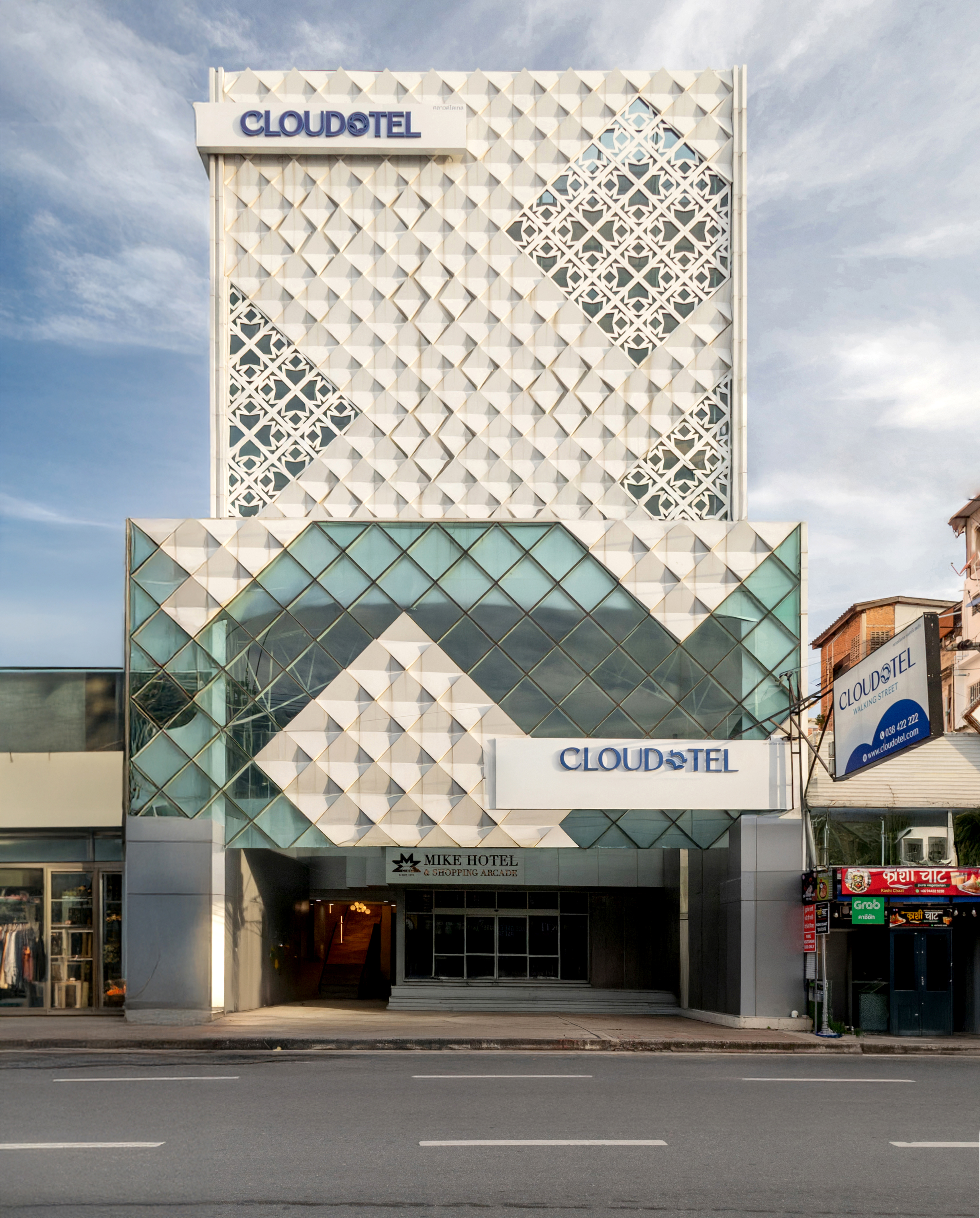 Cloudotel (Walking Street)