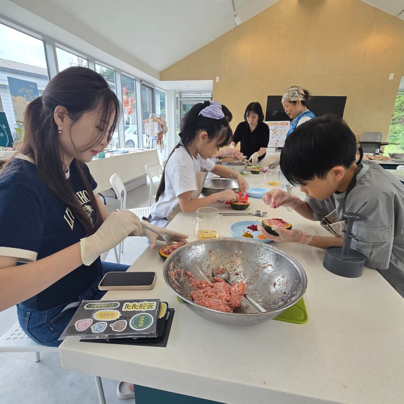 meetings-20250904060439397-ibh9j5