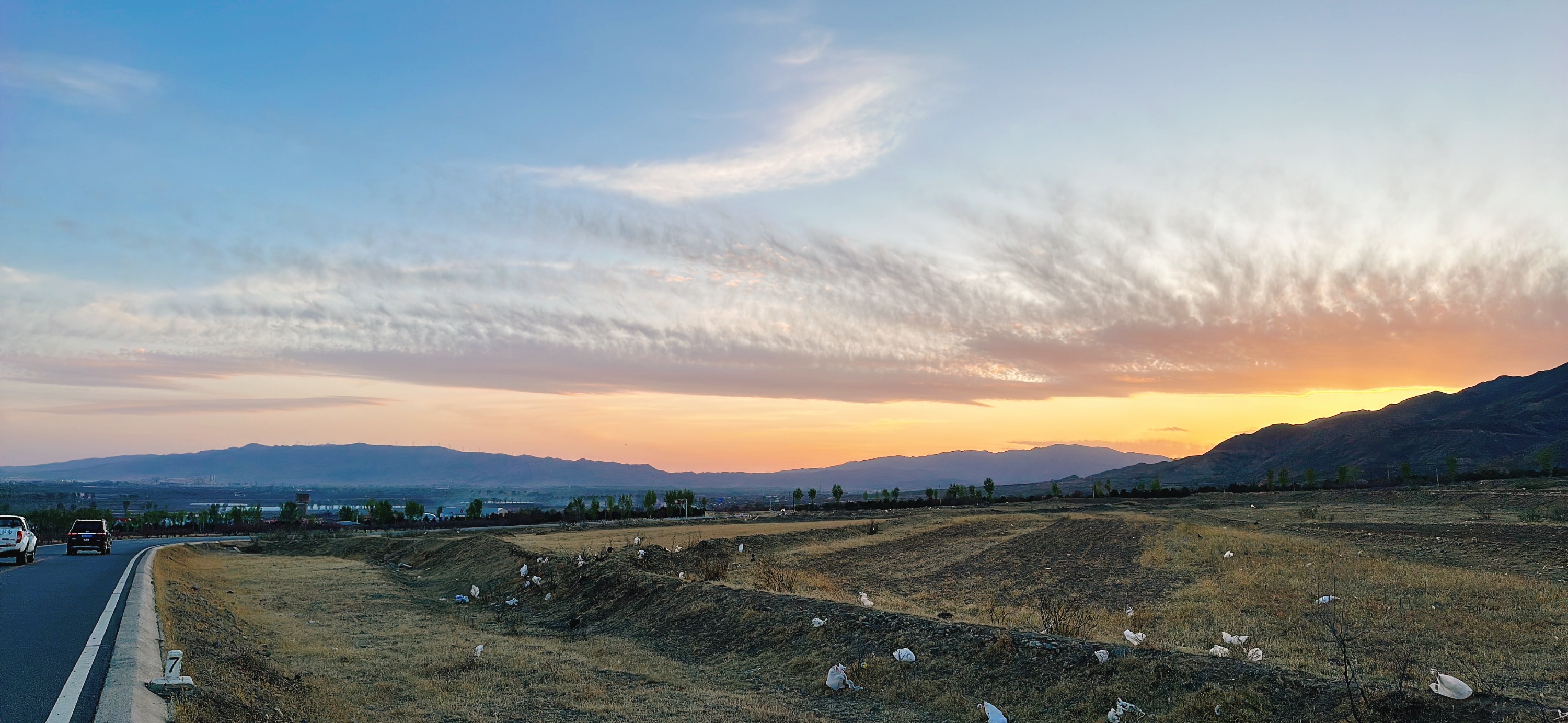 长城一号旅游公路-落日