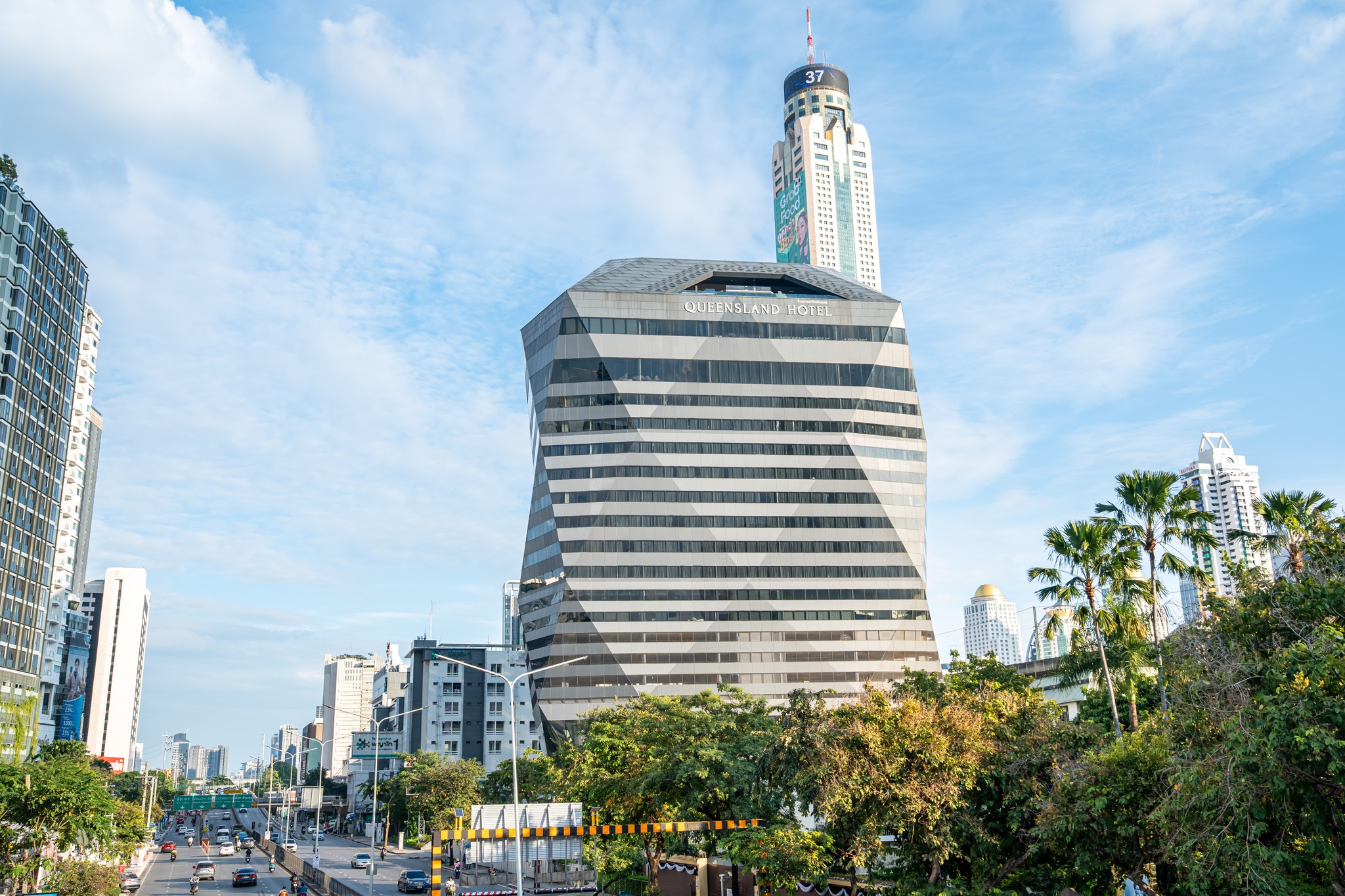 QUEENSLAND HOTEL BANGKOK