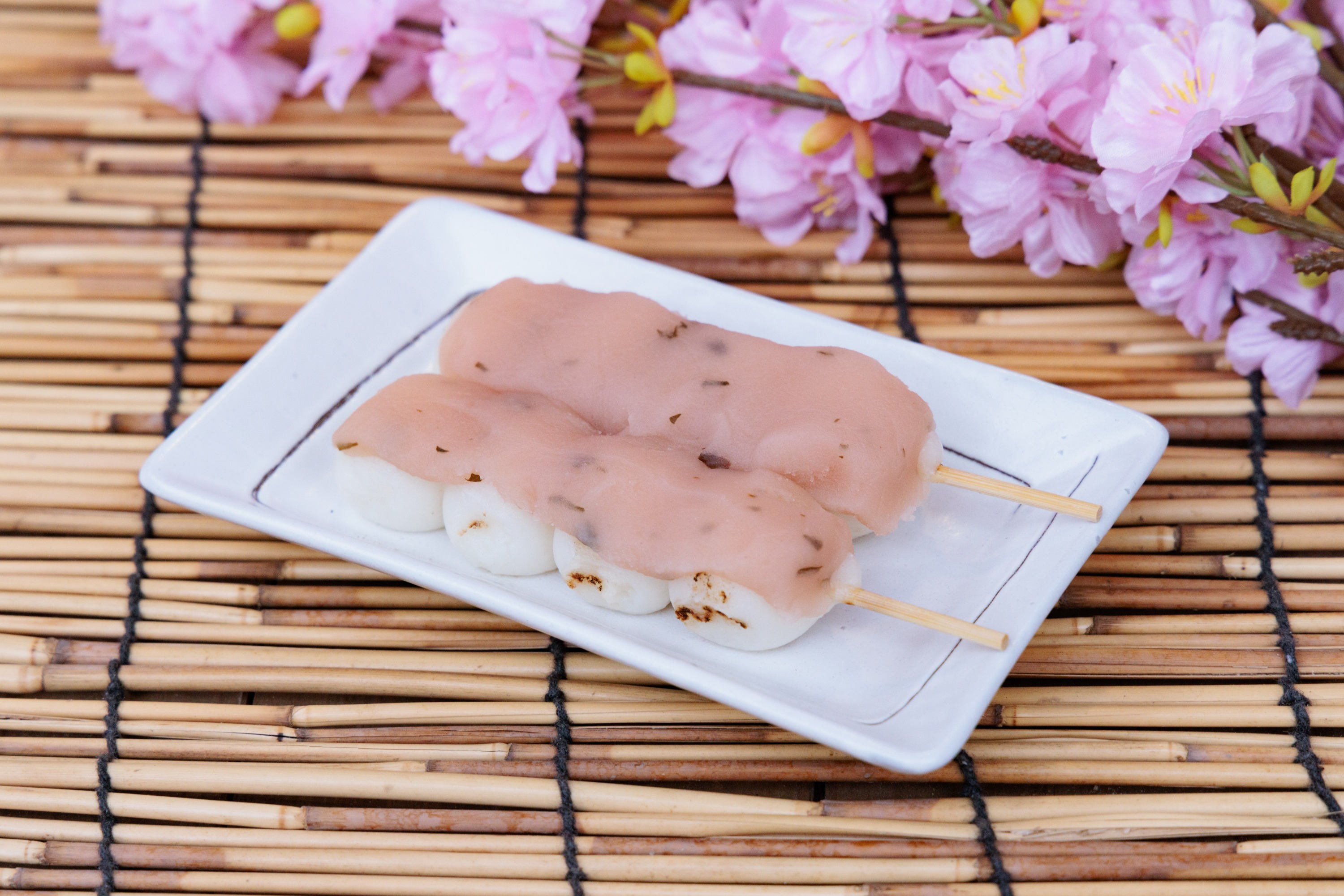 桜だんご2本