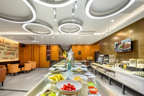 广州白云国际机场T2航站楼澳斯特精选酒店 · 餐饮空间