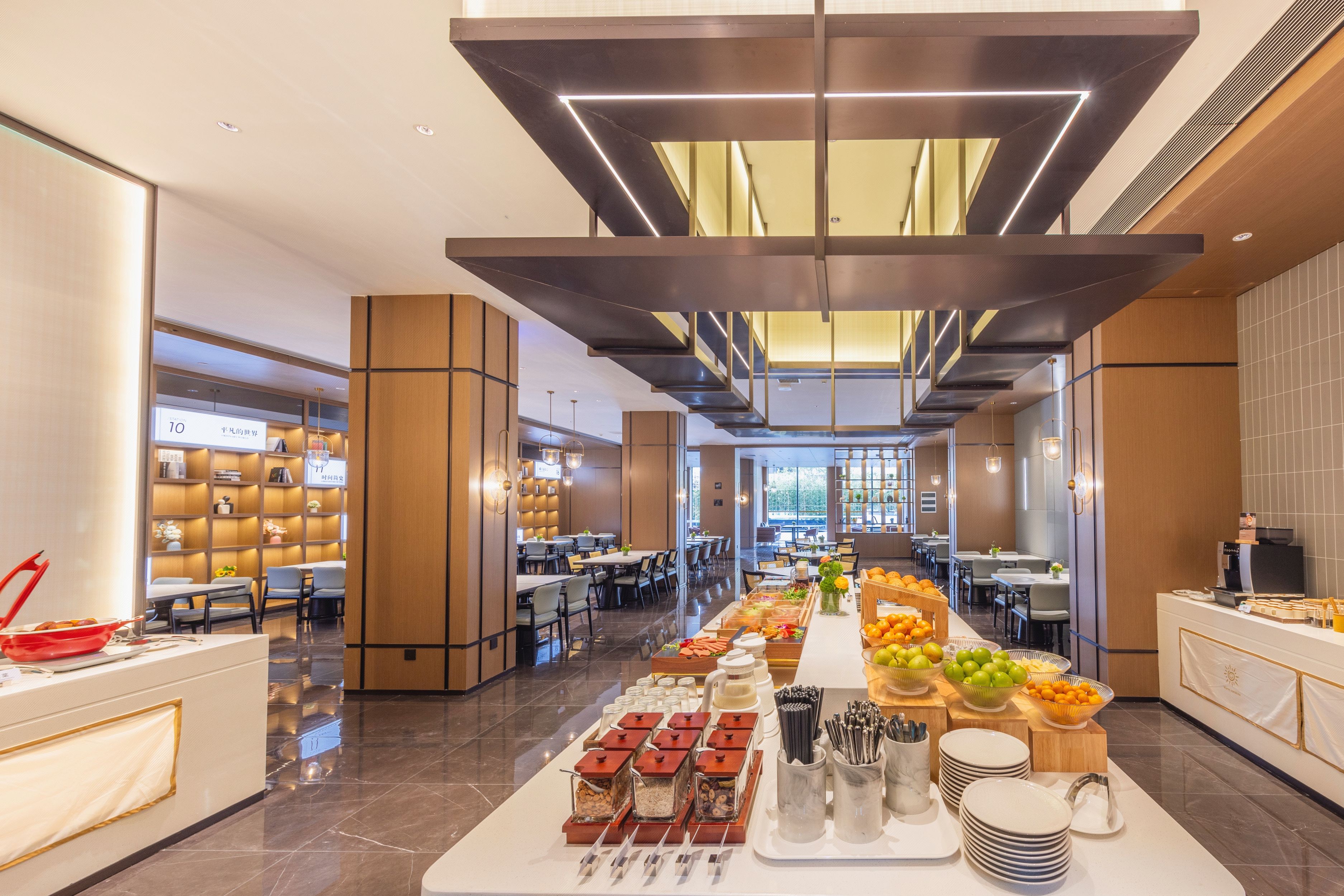 广州番禺长隆万博中心亚朵X酒店 · 餐饮空间