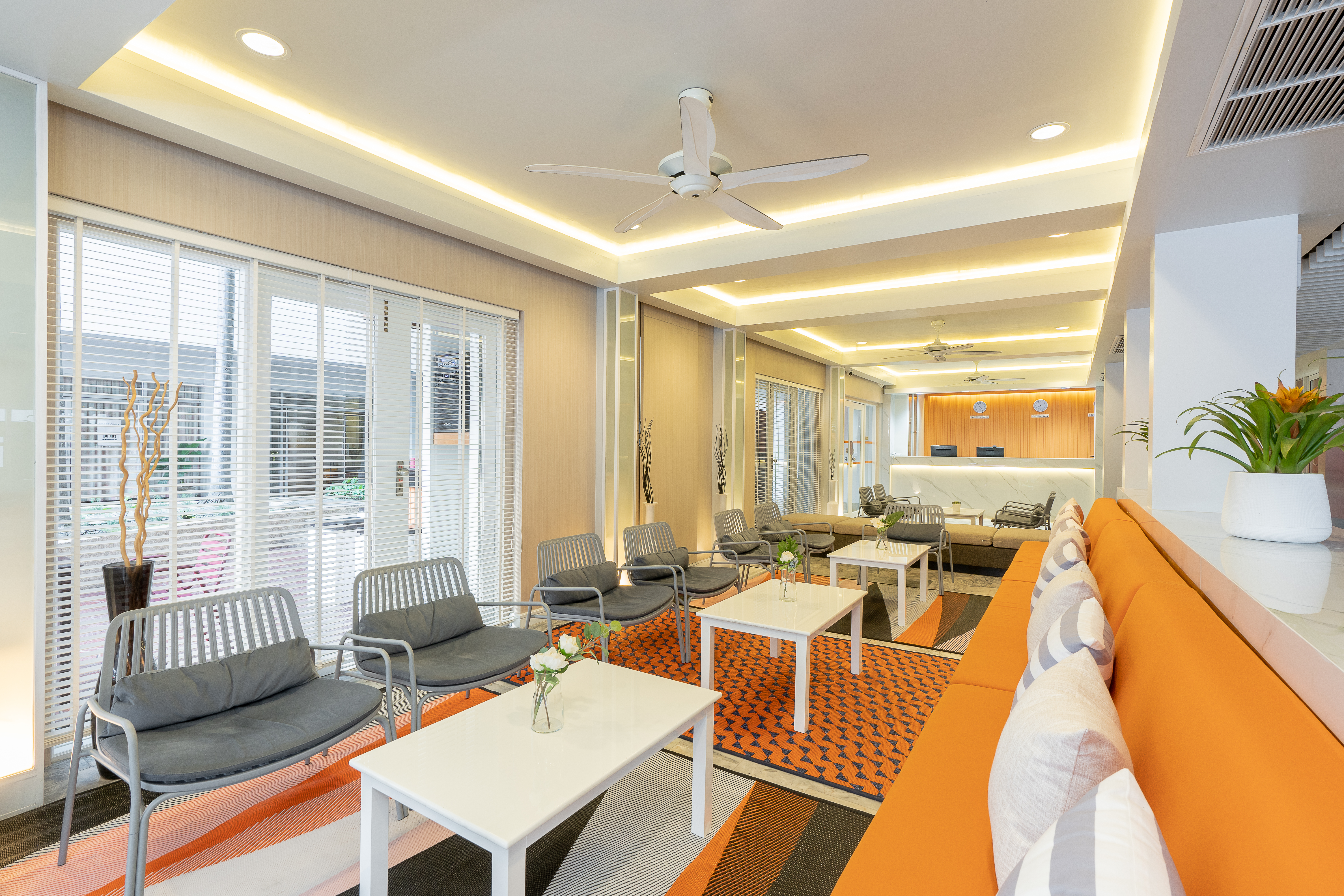 Sunshine Hotel & Residences