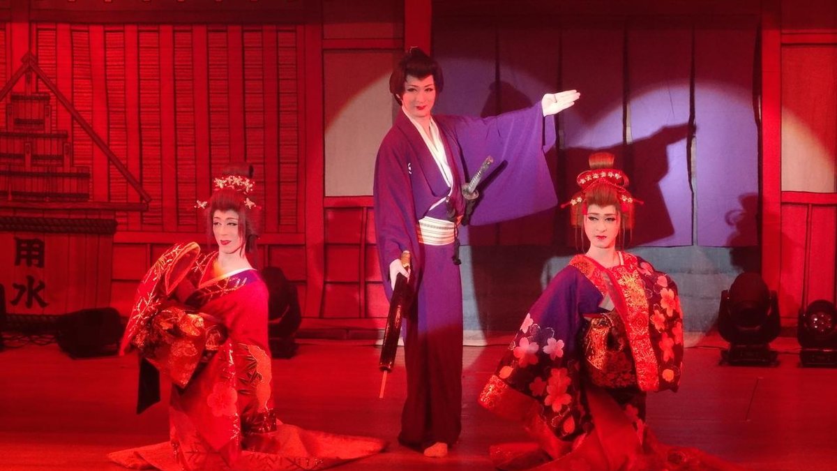 Traditional Japanese Performance “Taishu-engeki” in Umeda