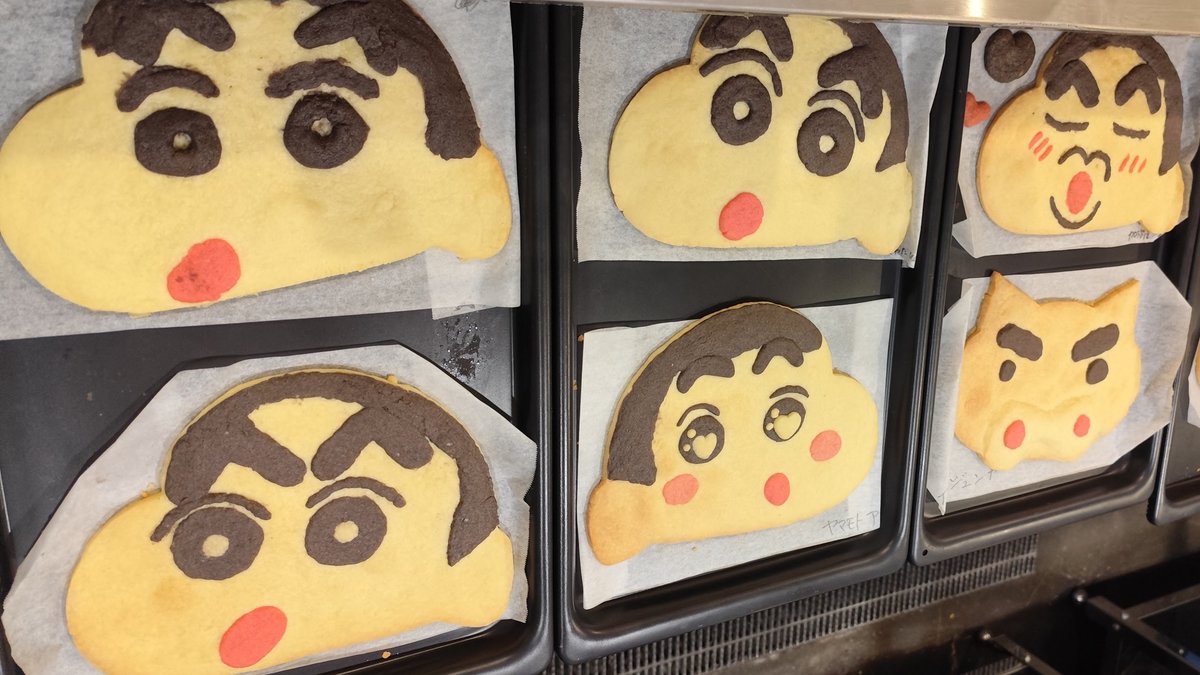 Dodeca Cookie Making Experience at DODEKA Cookie Studio (Hyogo)