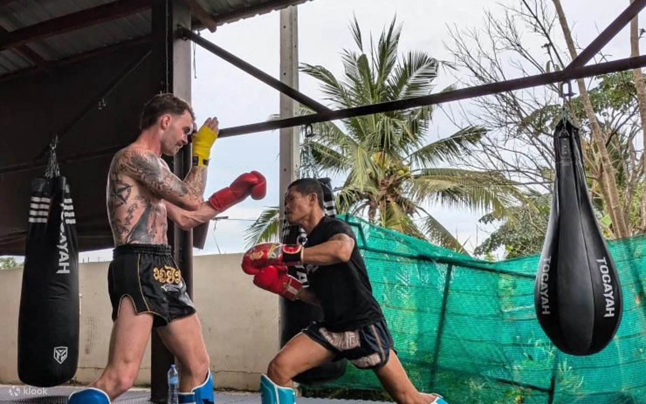 Mr. Knock Muay Thai Gym