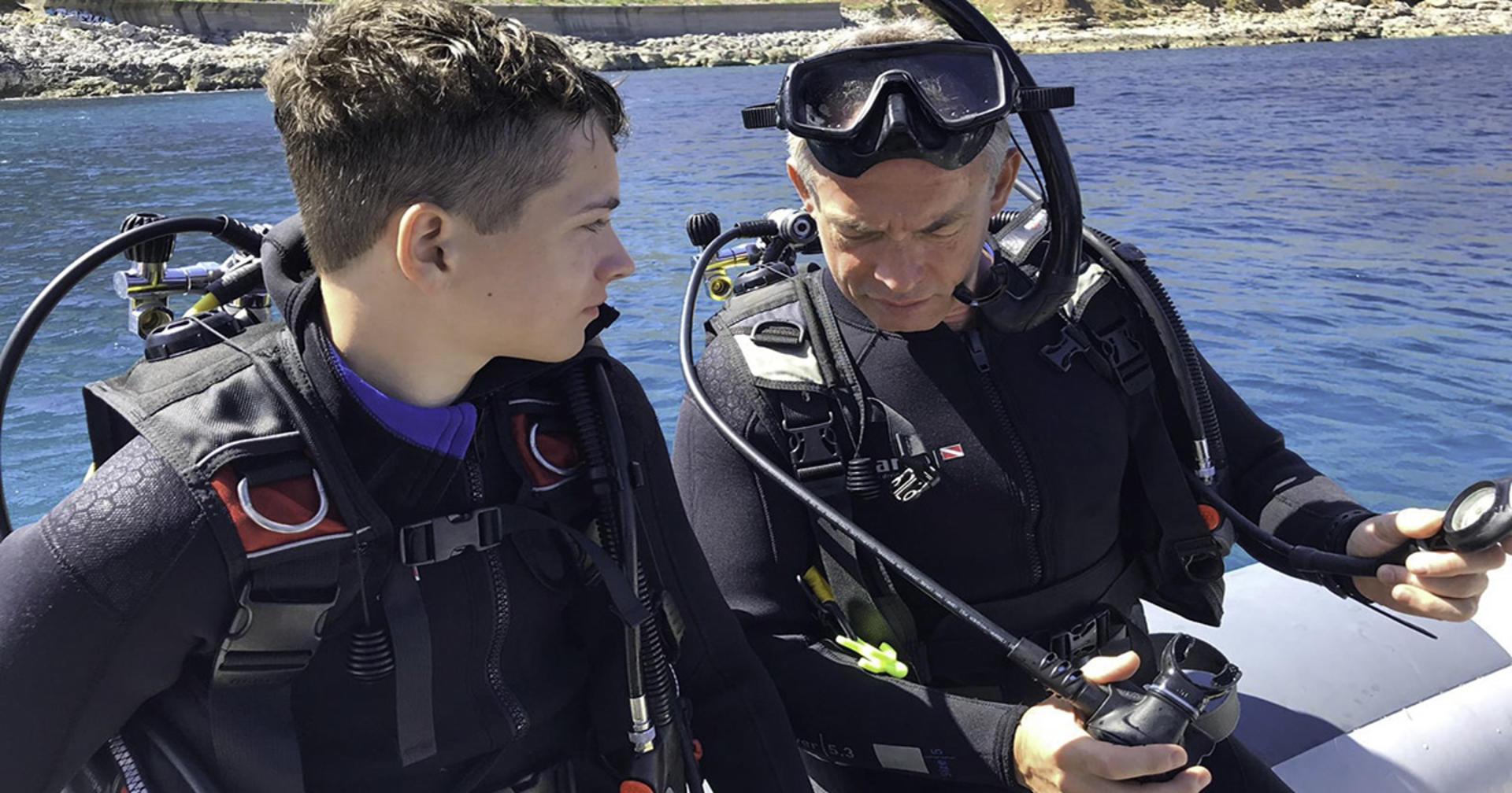 Ustica's Dive Reawakening: Scuba Refresher with PADI 5* Dive Center - Thumbnail 3