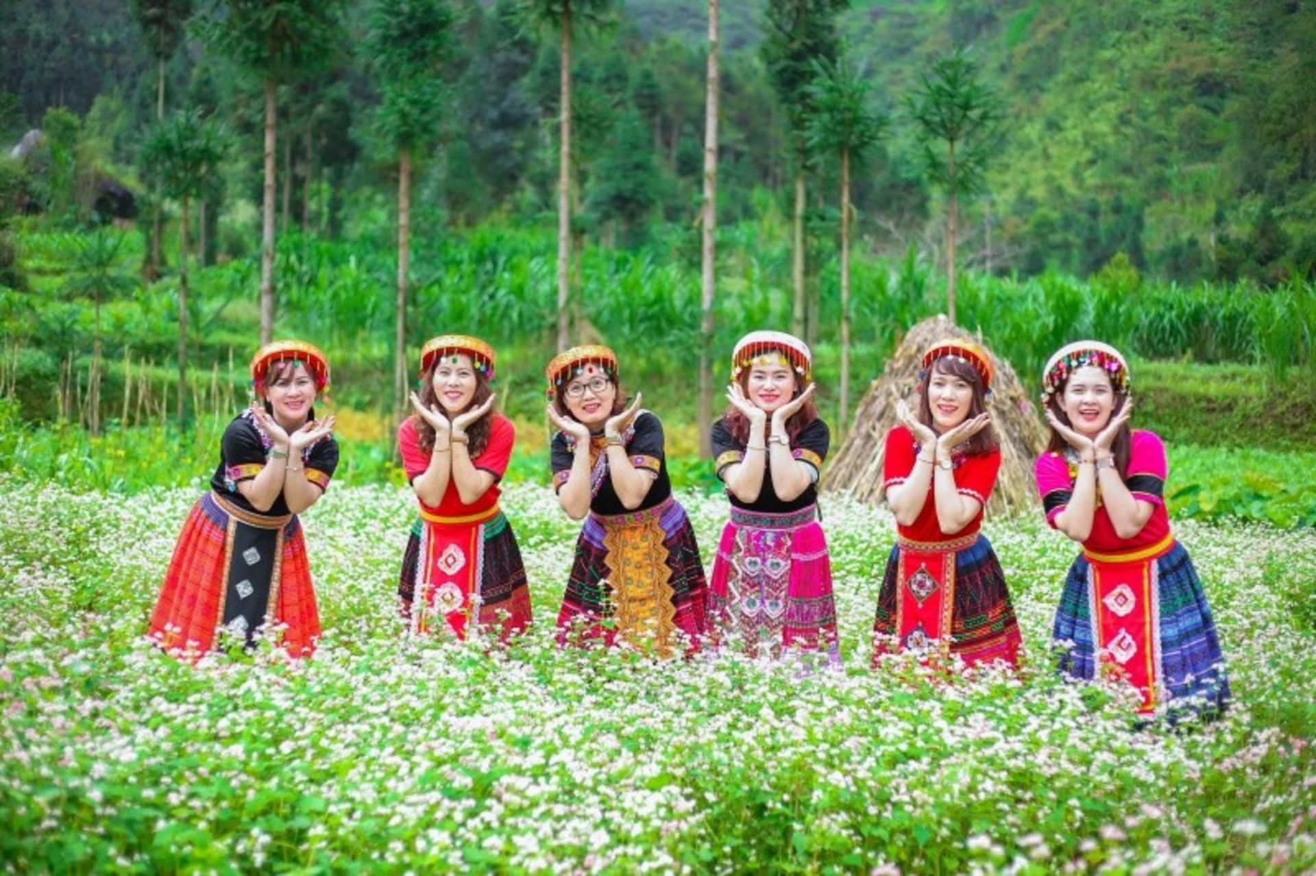 3D2N Ha Giang Tour from Hanoi, Boating on Nho Que River  - Thumbnail 5