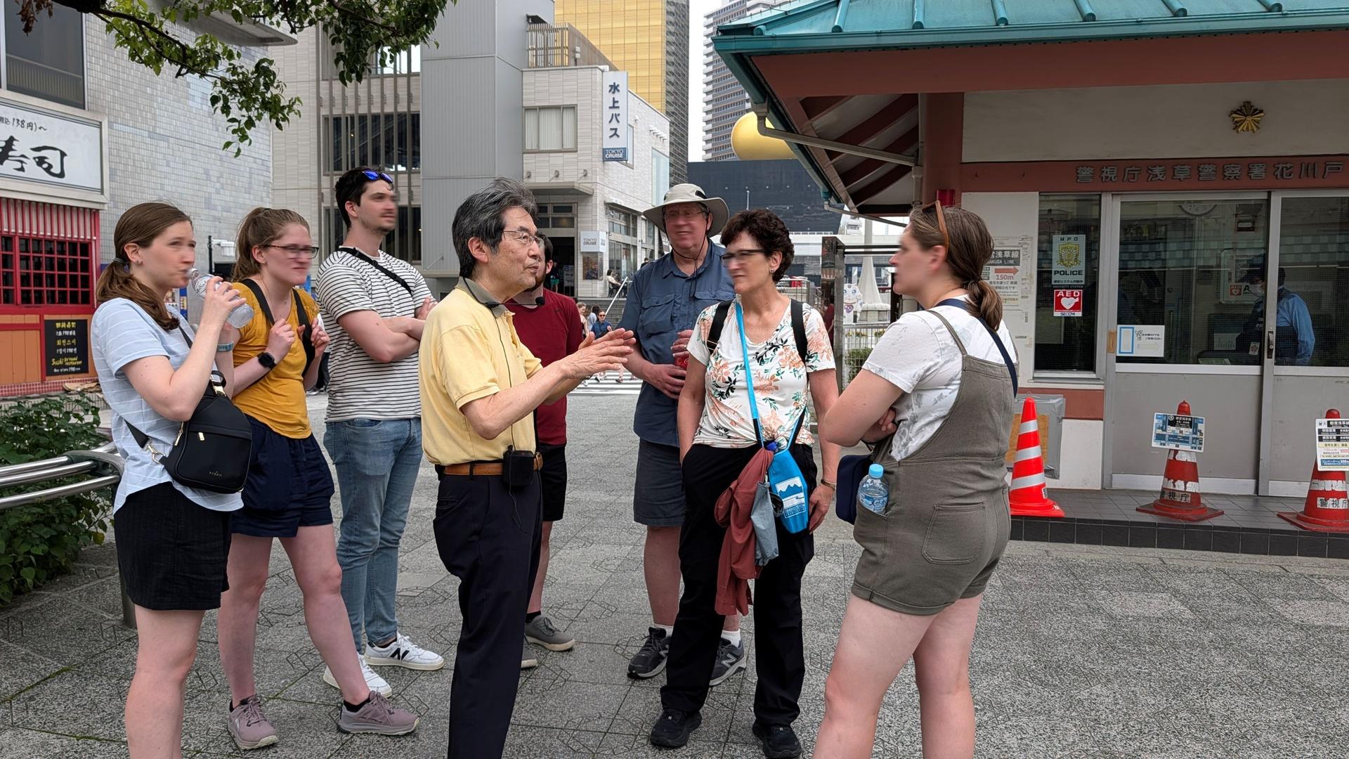 Asakusa: 3.5-hour Big-picture History Walk - Thumbnail 23
