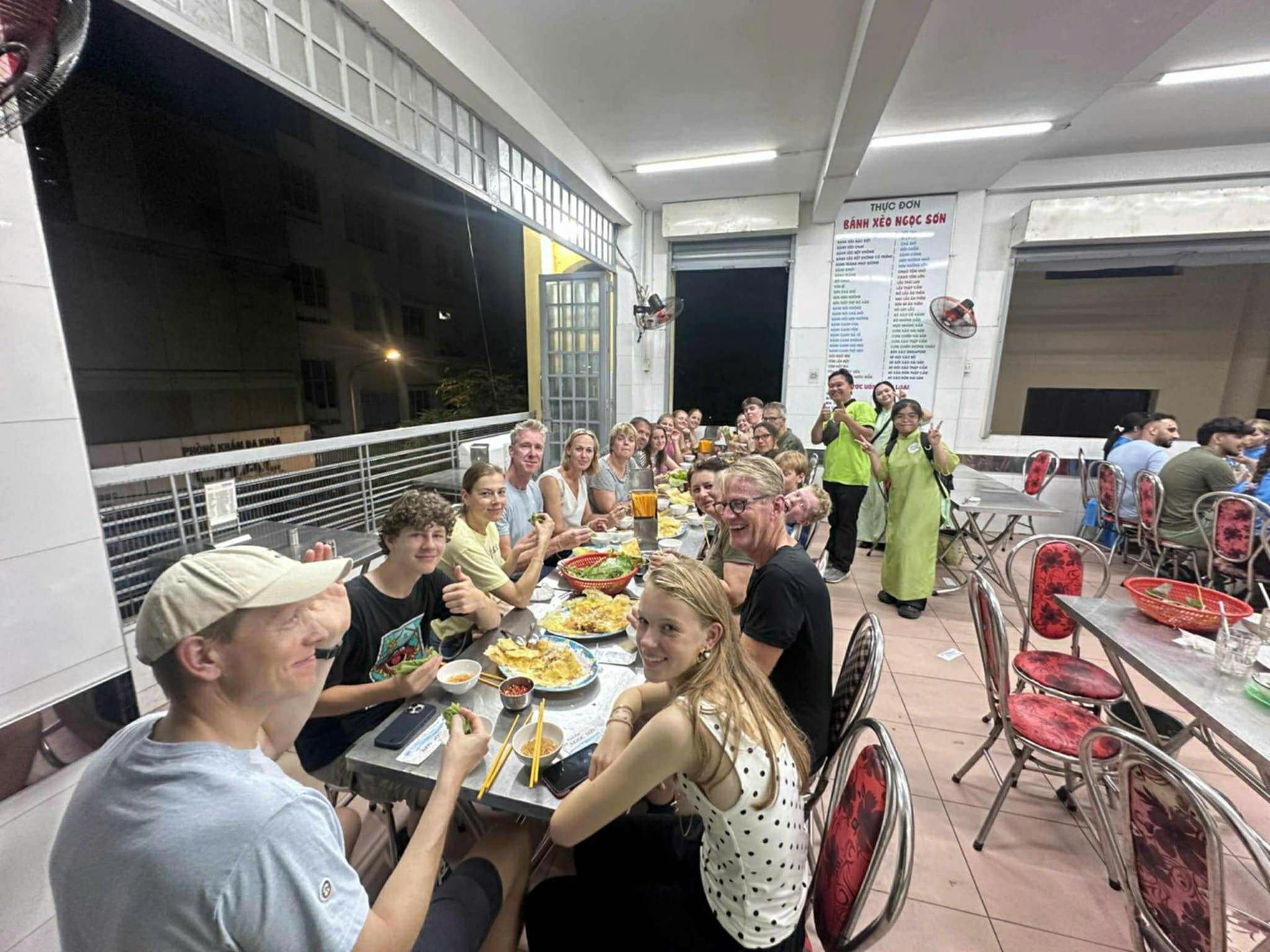 Ho Chi Minh City: Street Food Tour with 12 Tastings - Thumbnail 24
