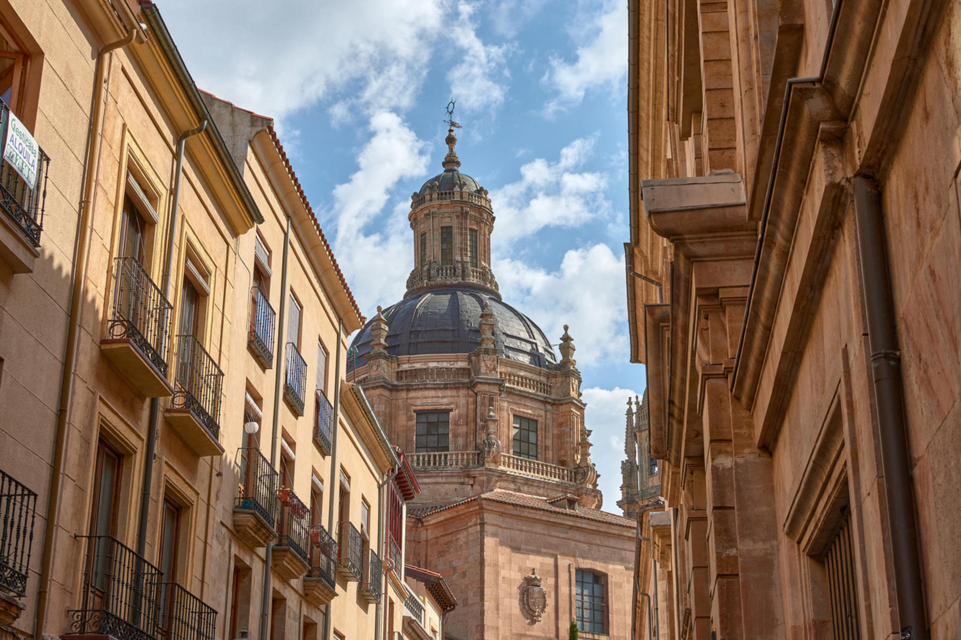 Discover Salamanca : Spain's Golden City Walking Tour  - Thumbnail 5