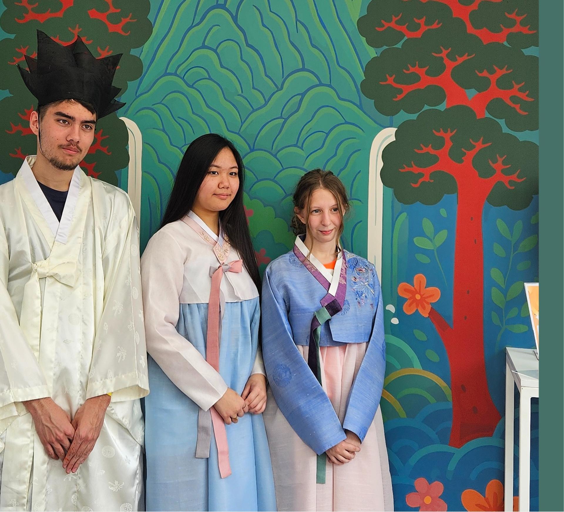 Seoul: Traditional Hanbok Rental Experience - Thumbnail 5