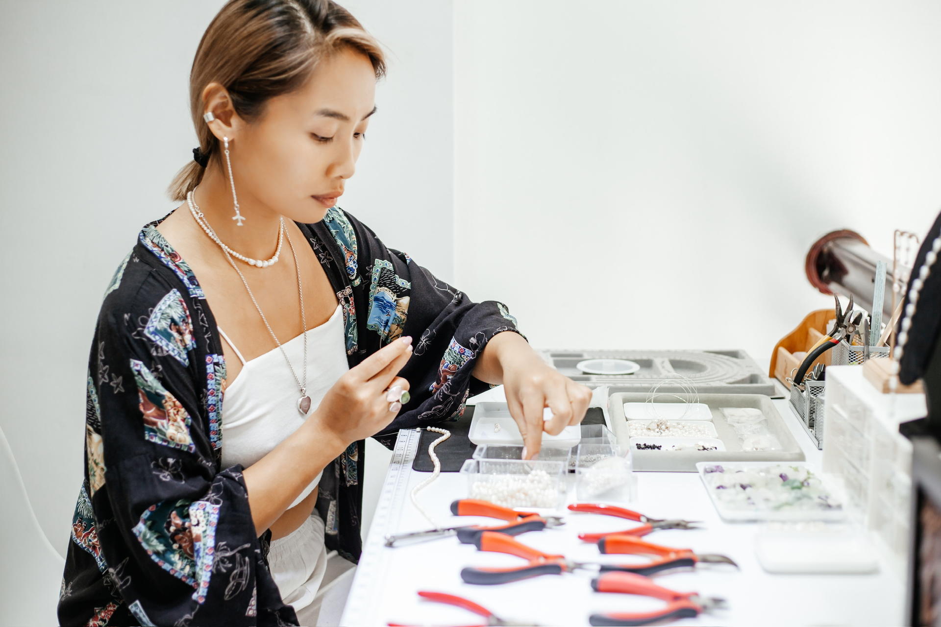 Experience Jewelry Workshop by Miya in Nha Trang - Thumbnail 4