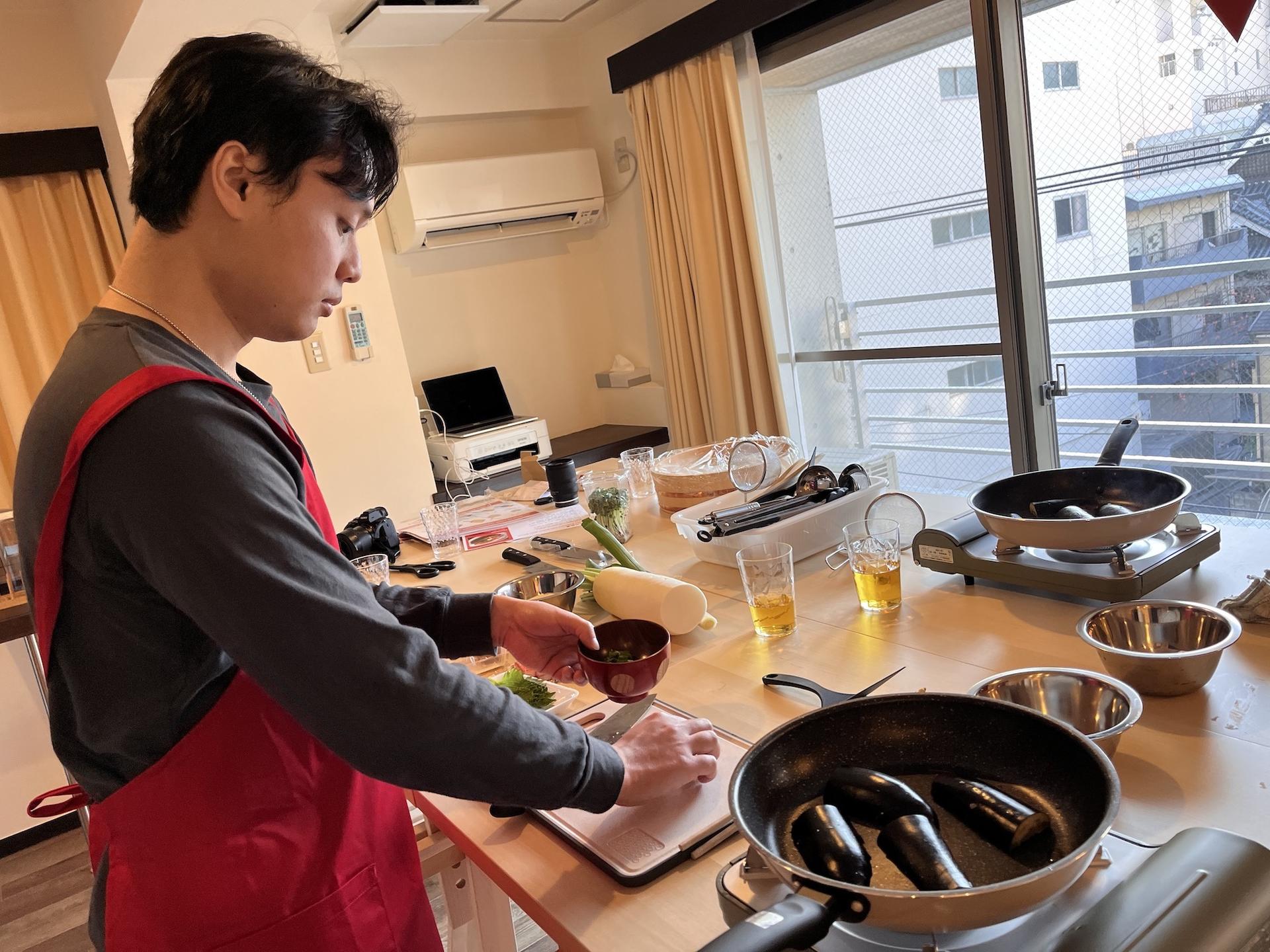 Sushi & Home Cooking Class from Market to Table near Asakusa (4h) - Thumbnail 15
