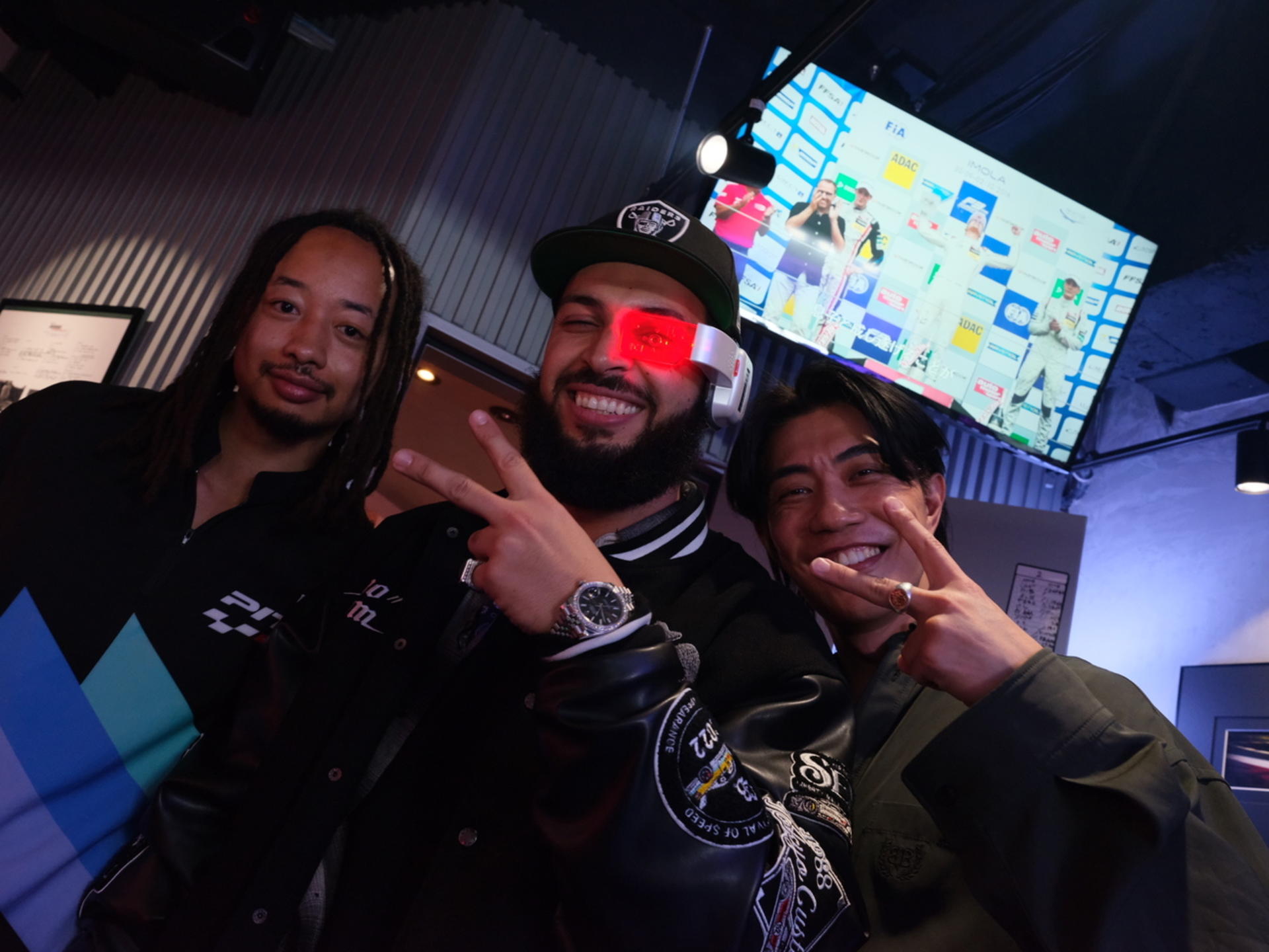 Tokyo Akasaka: PIT BAR – Pit Stop Challenge &4WD Building! - Thumbnail 9