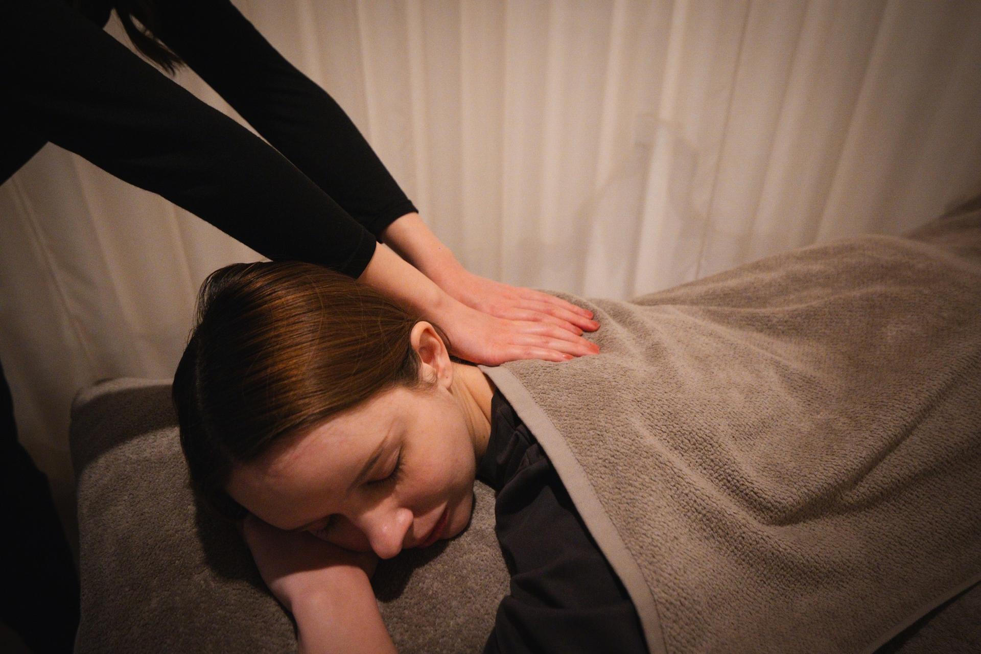Osaka Shinsaibashi | 45-minute concentrated shoulder and leg care for tired feet - Thumbnail 2