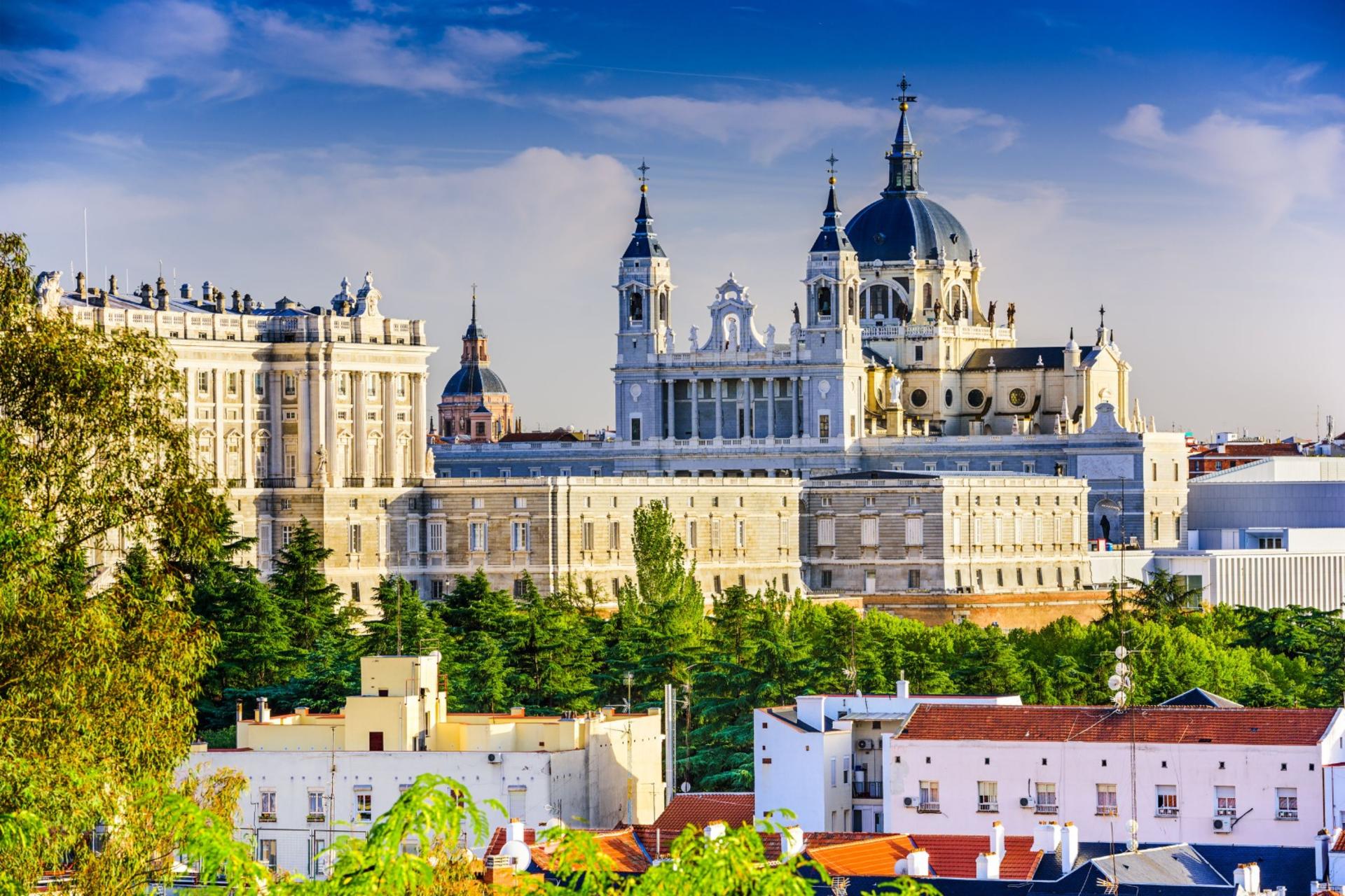 Royal Palace of Madrid Guided Tour - Thumbnail 3
