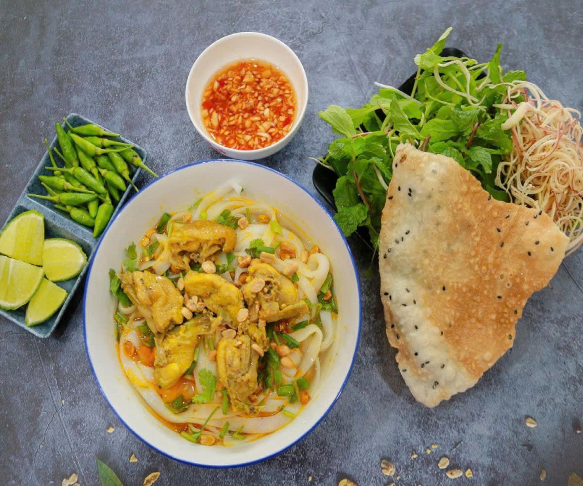 Da Nang Food Walking Tour By Private  - Thumbnail 4