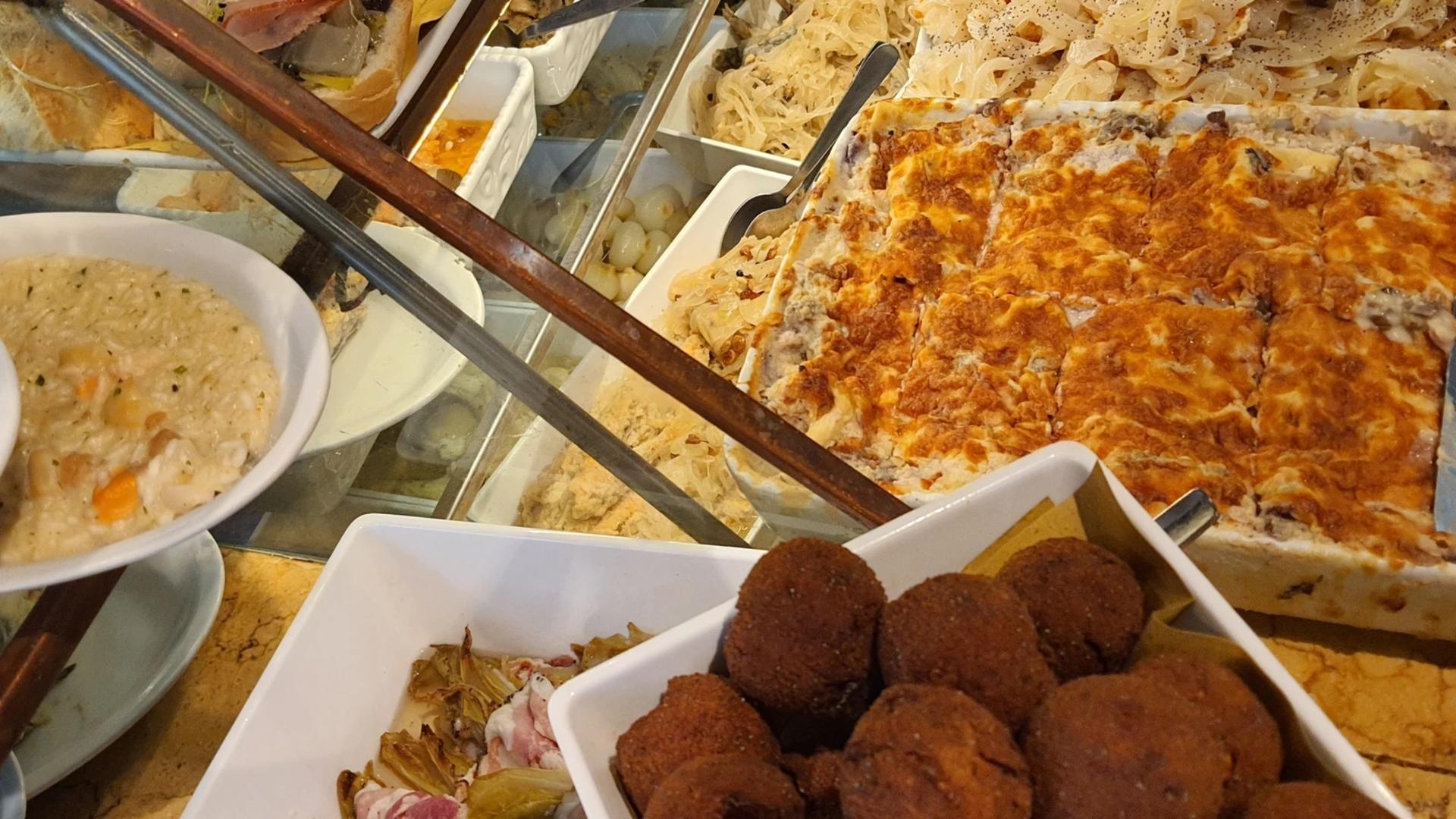Street food and sightseeing walking tour in Venice - Thumbnail 5