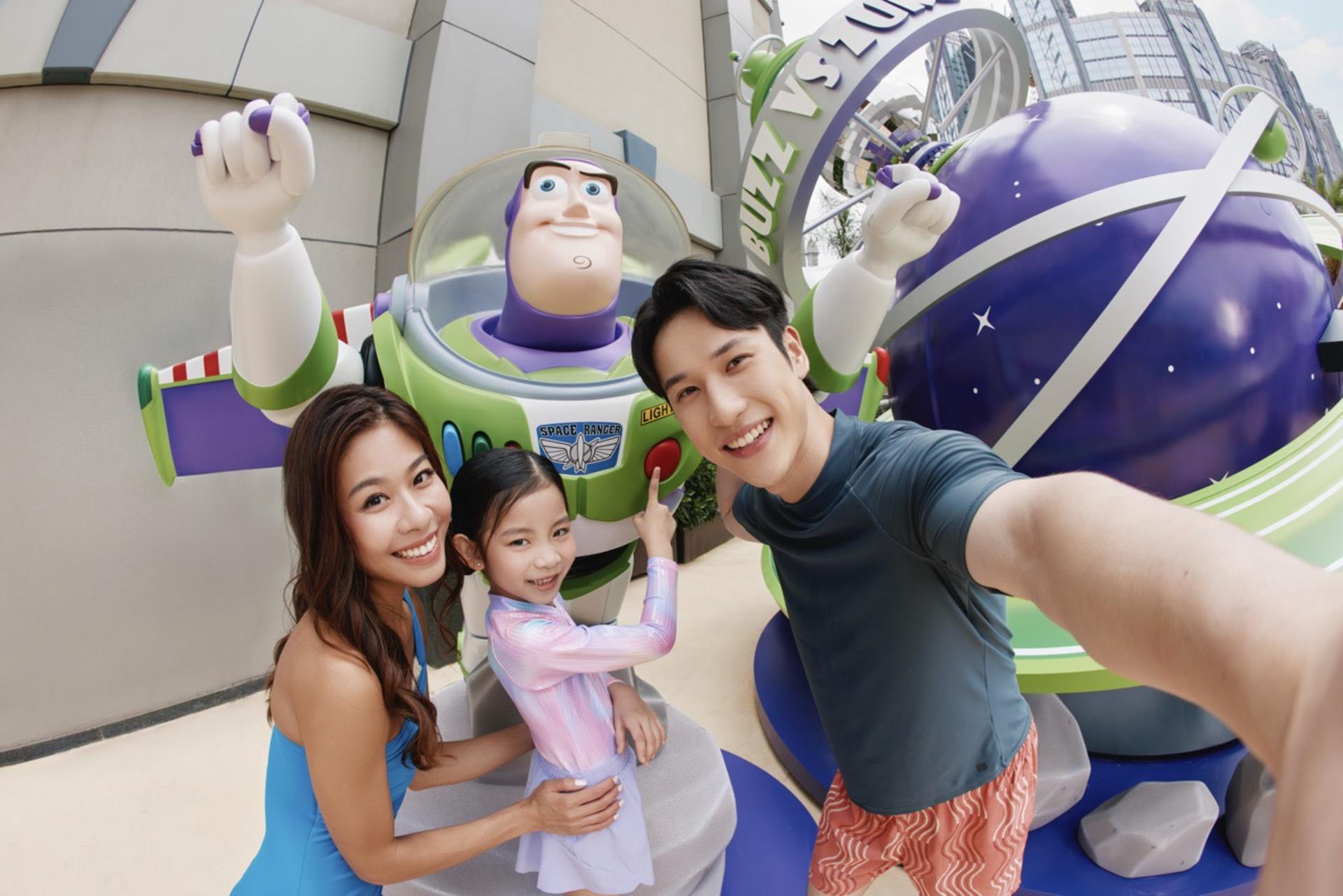 Studio City Water Park in Macau - Thumbnail 9
