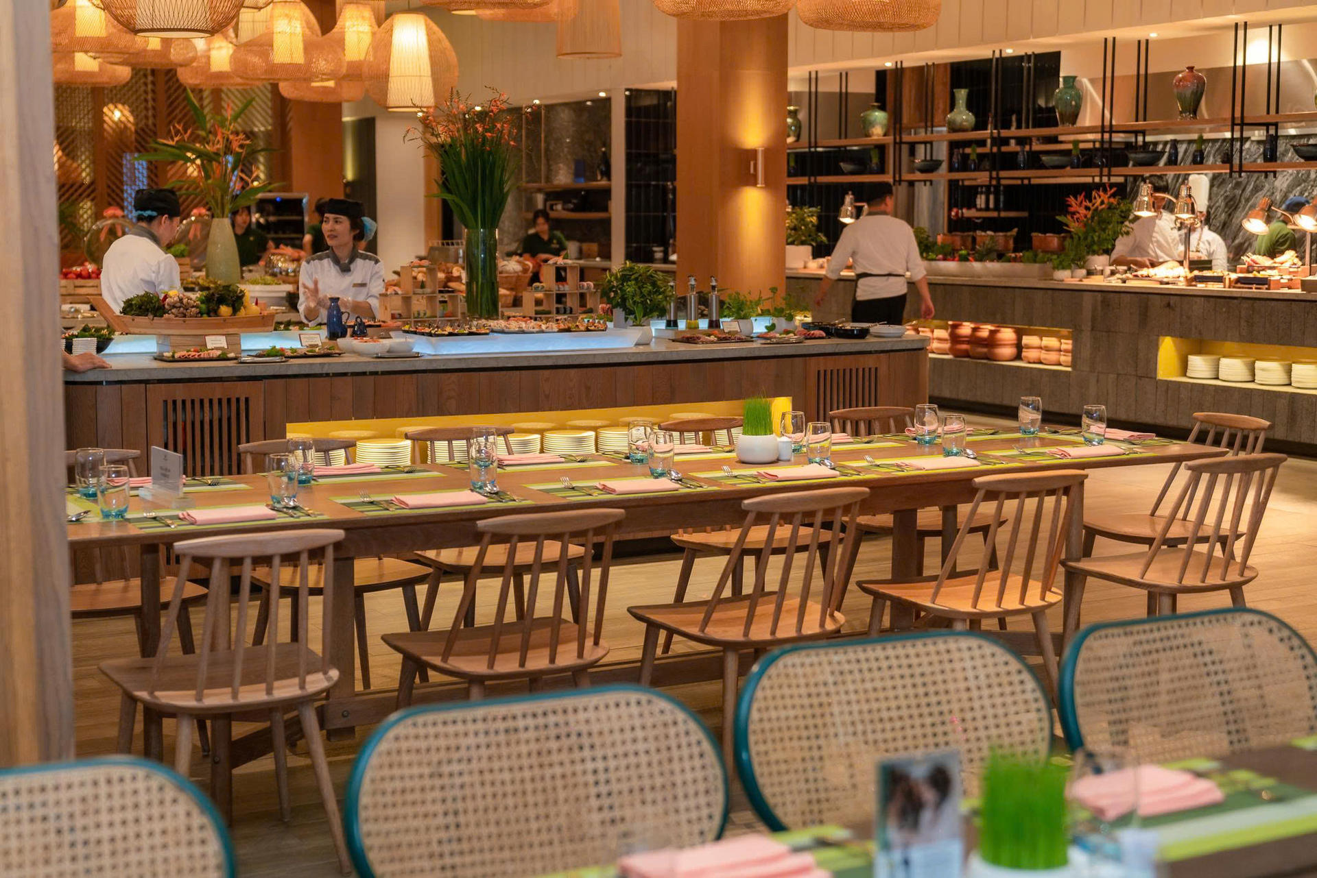 Authentic Vietnamese & Western Set Menu at Oakwood Ha Long - Thumbnail 25