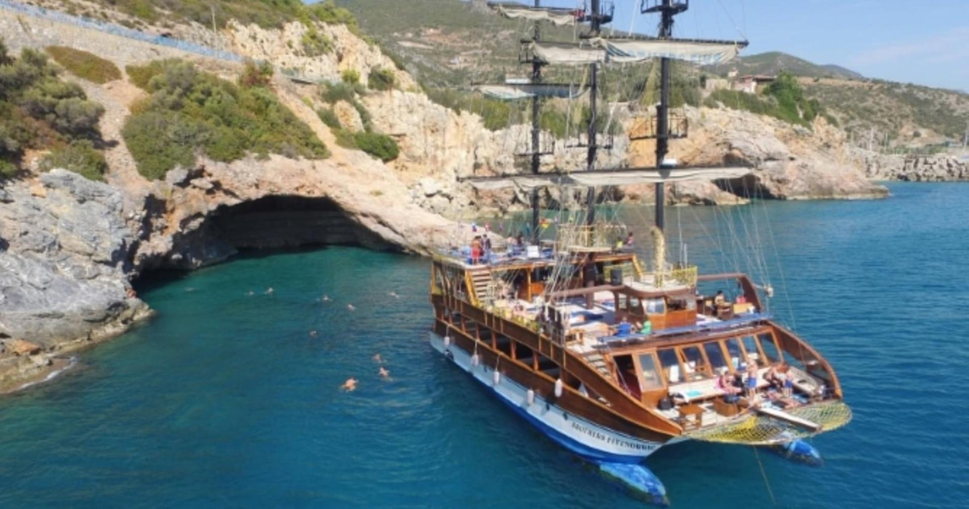 Alanya Full-Day Catamaran Tour with Local Food - Image 1