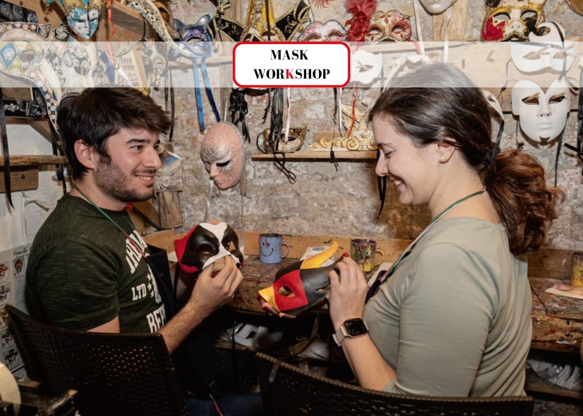 Mask Decoration Class in Venice - Image 1