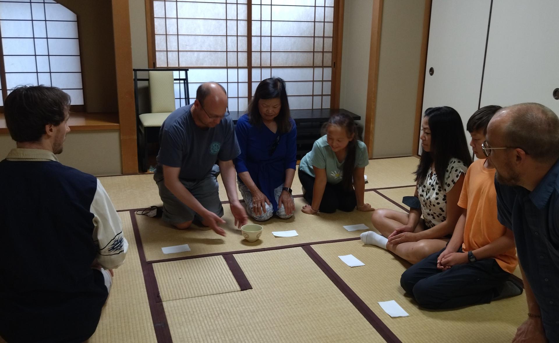 Authentic Tea Ceremony Experience in a Tea Room (Osaka) - Thumbnail 8