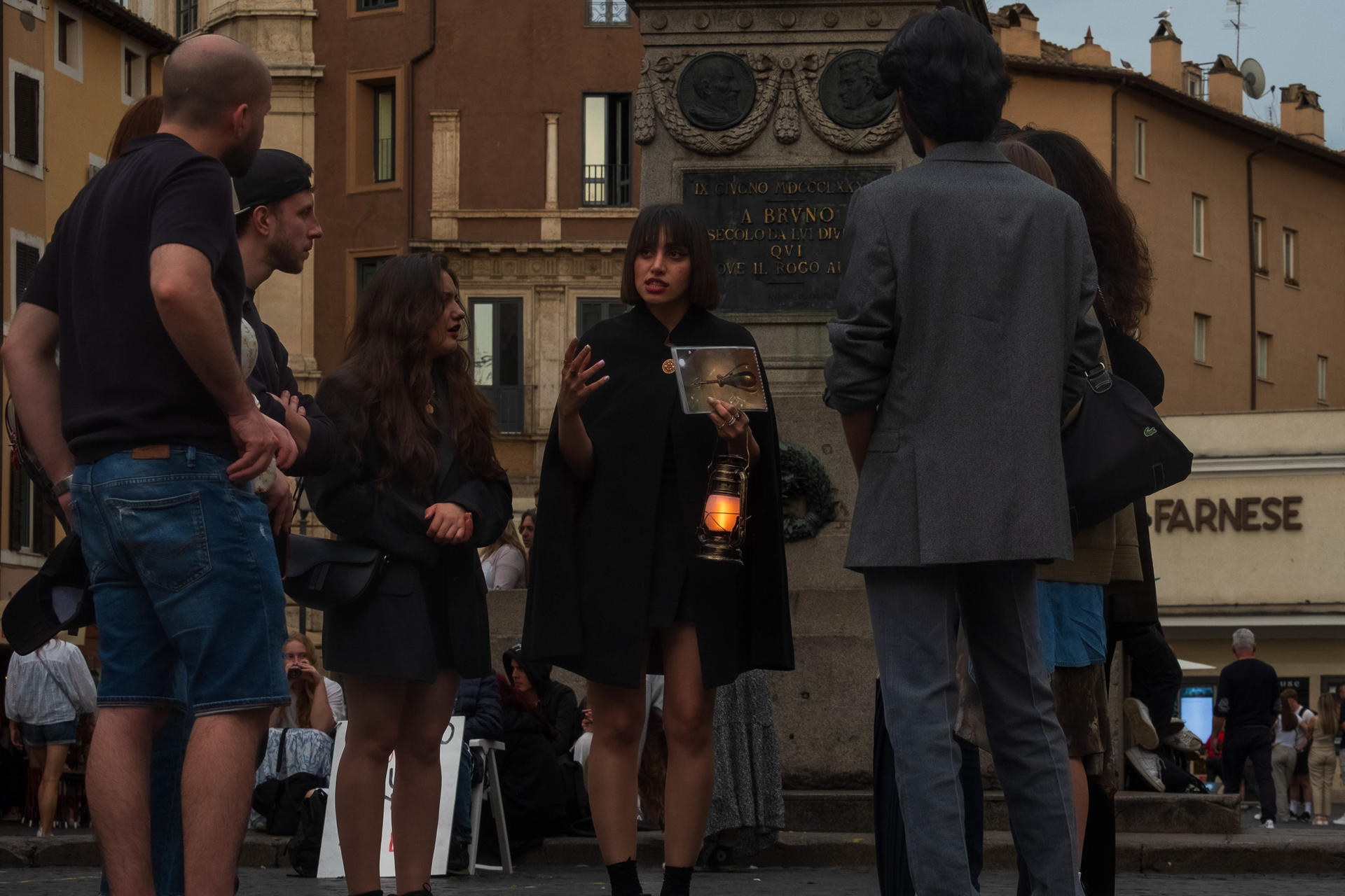 Rome Night Walking Tour with Interactive Ghost Hunter Kit - Thumbnail 12